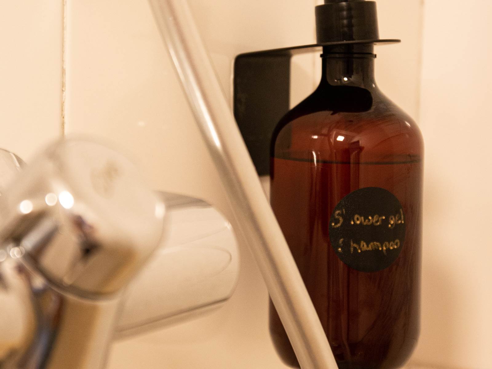 Salle de douche PRUNE