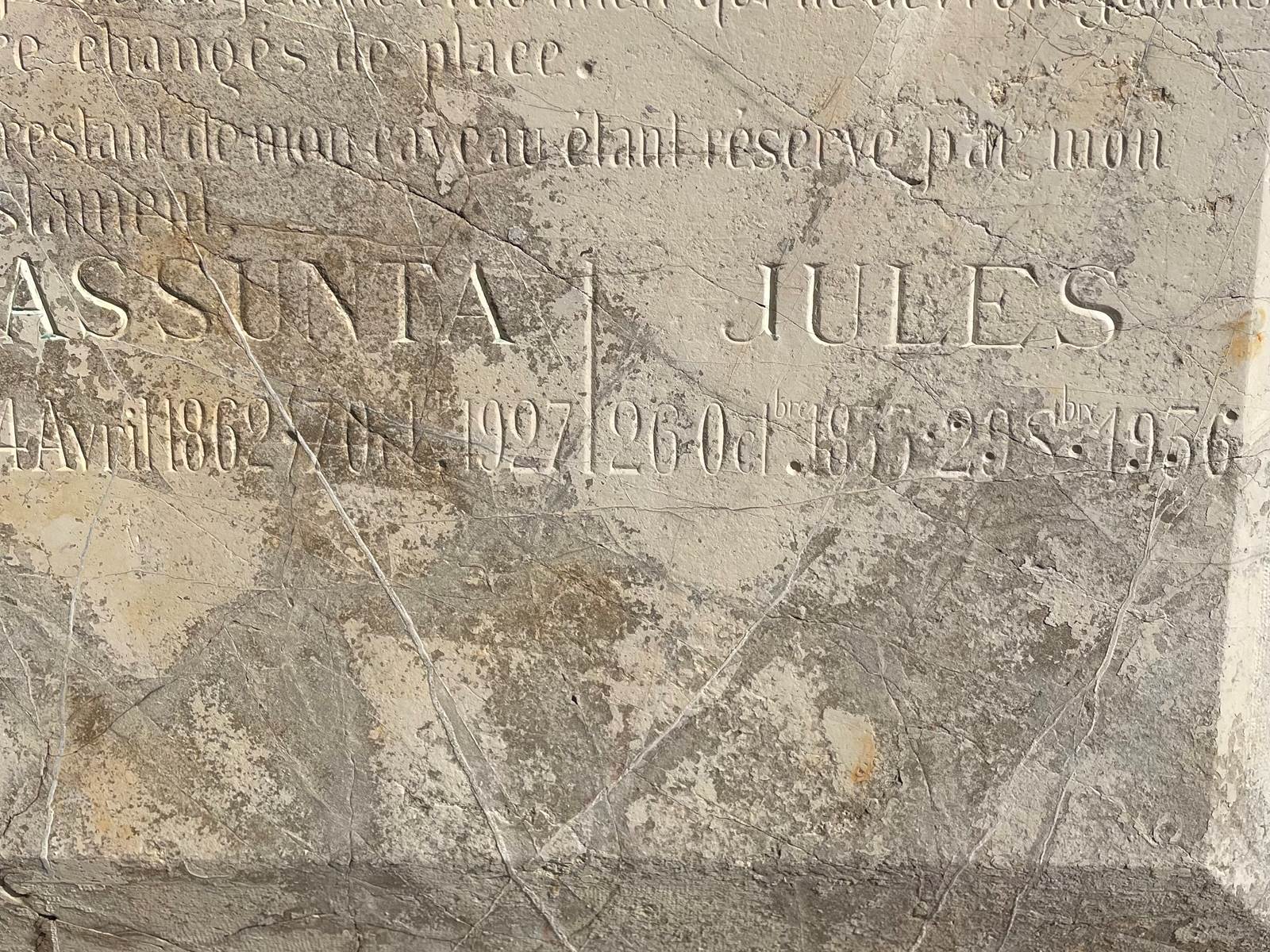 La vie est belle!-carousel