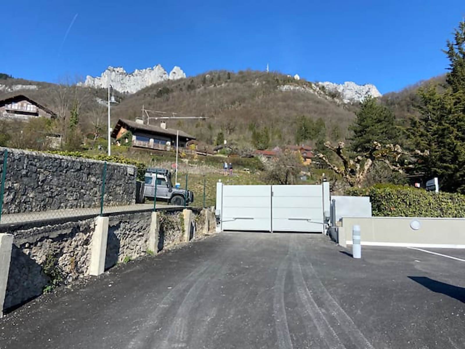 27-Le duplex vue Lac et montagnes-ENTREE