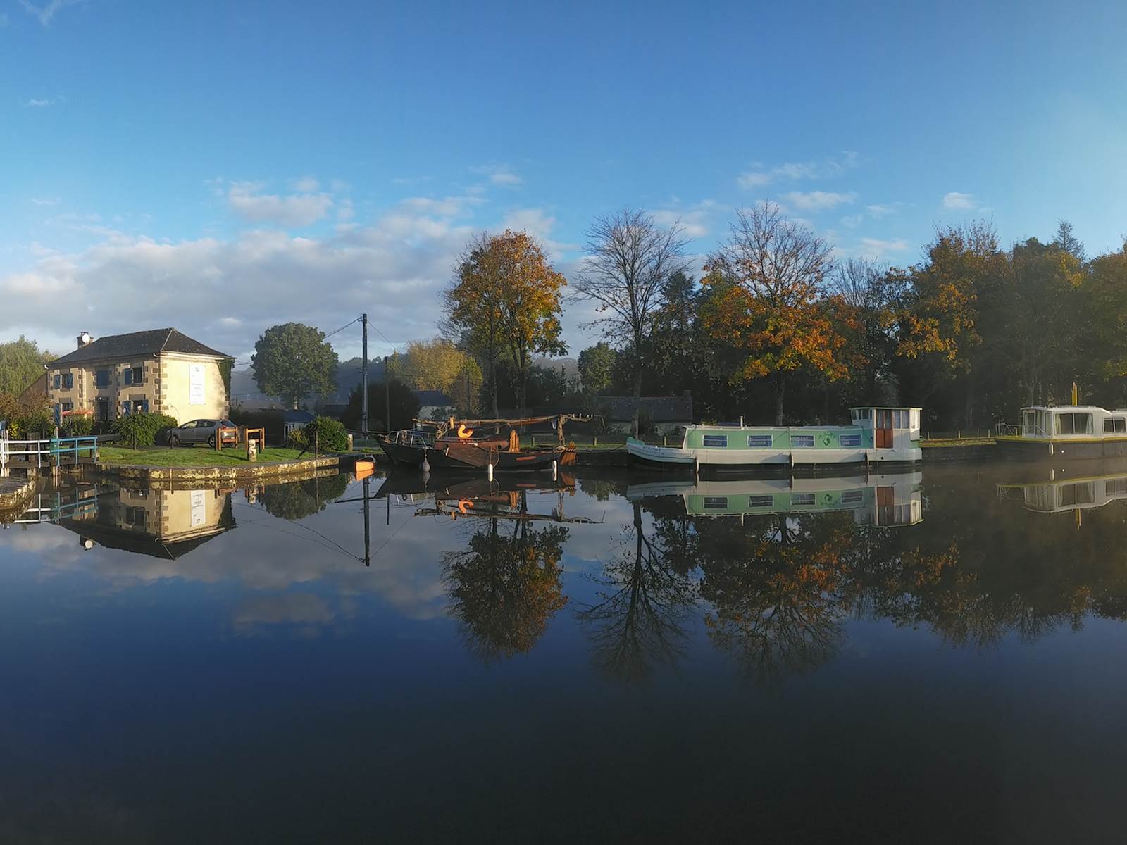 Ille Flottante he´bergements insolites canal d'ille et Rance