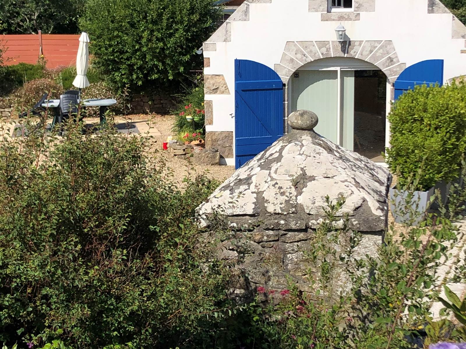 Gîte de Kergavan - Grand jardin extérieur