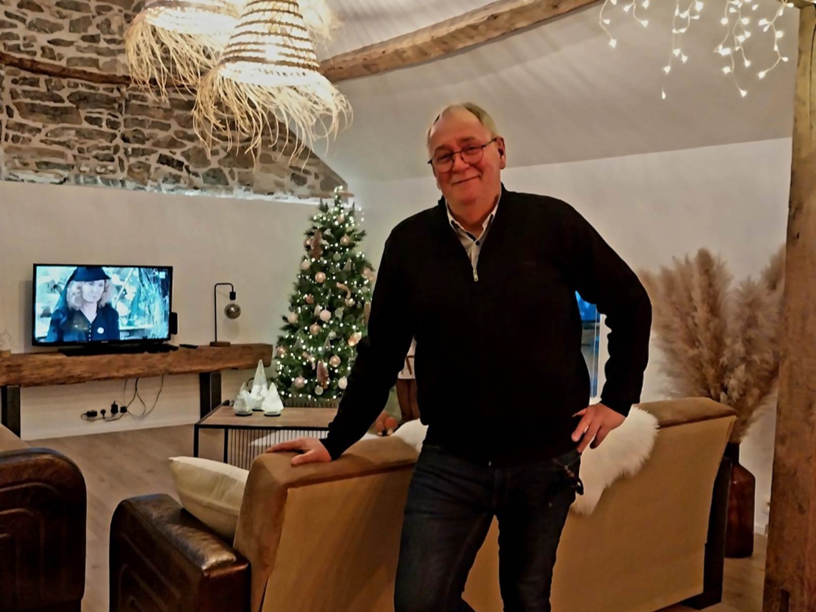 Screenshot_20250729_150337_Gallery-carousel