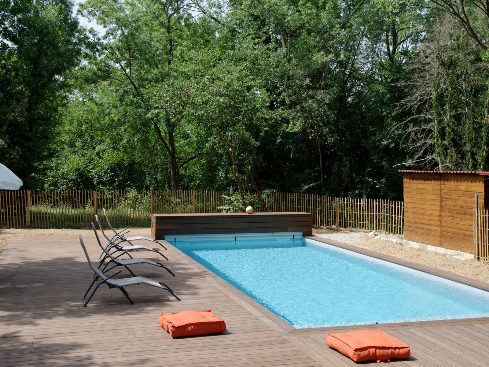 Piscine au sel Domaine de Valmont