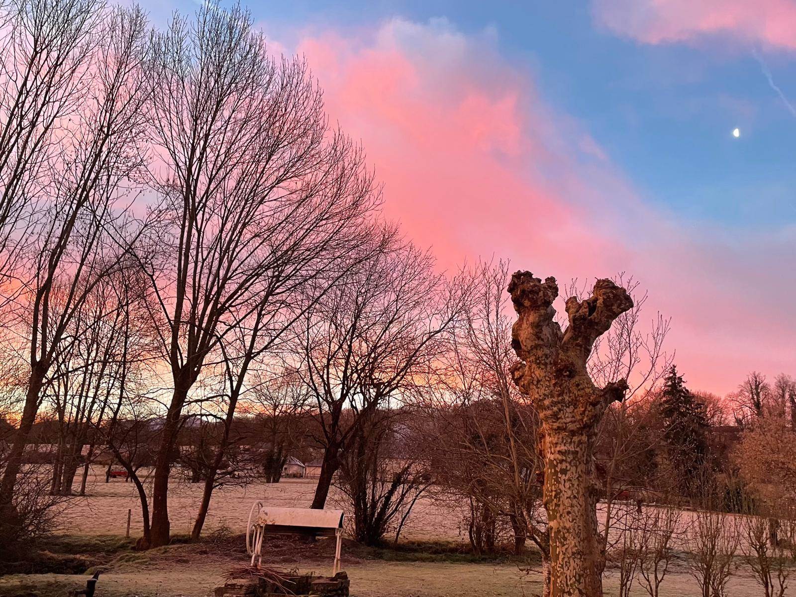 Le lever du soleil un jour d'hiver-carousel