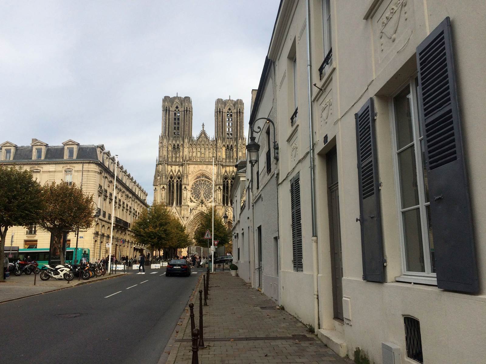 A deux pas la cathédrale Notre-Dame