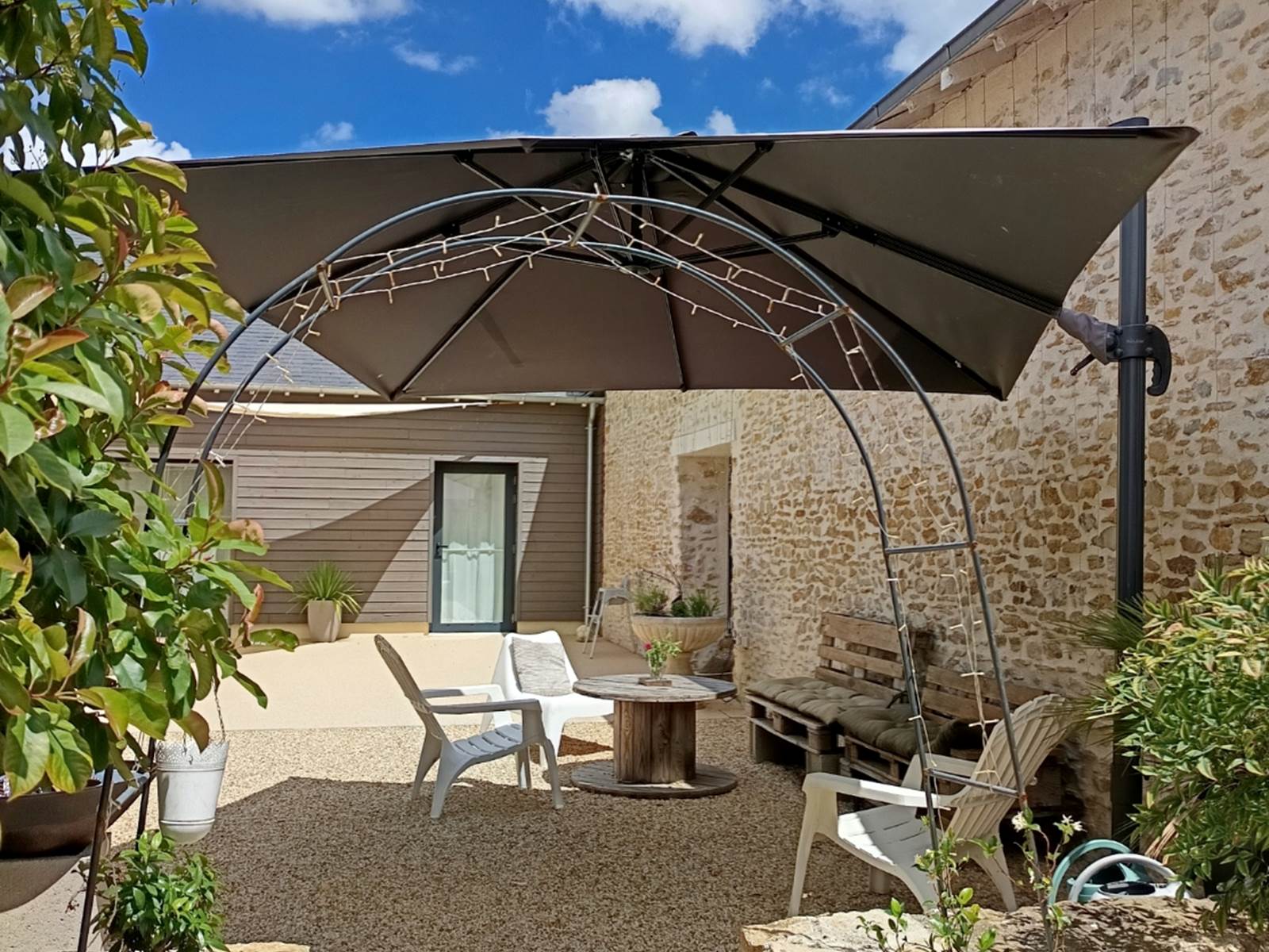 entrée-terrasse-hameau