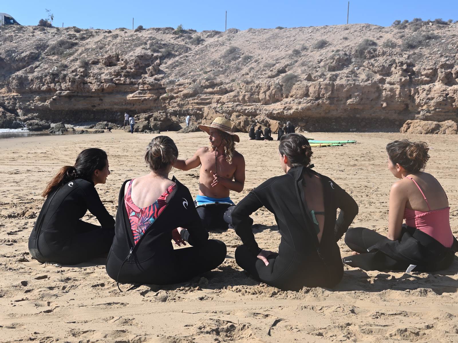 SURFSCHOOL BY ALI - Séjour de surf à Tamraght - Cours de surf privé ou en groupe
