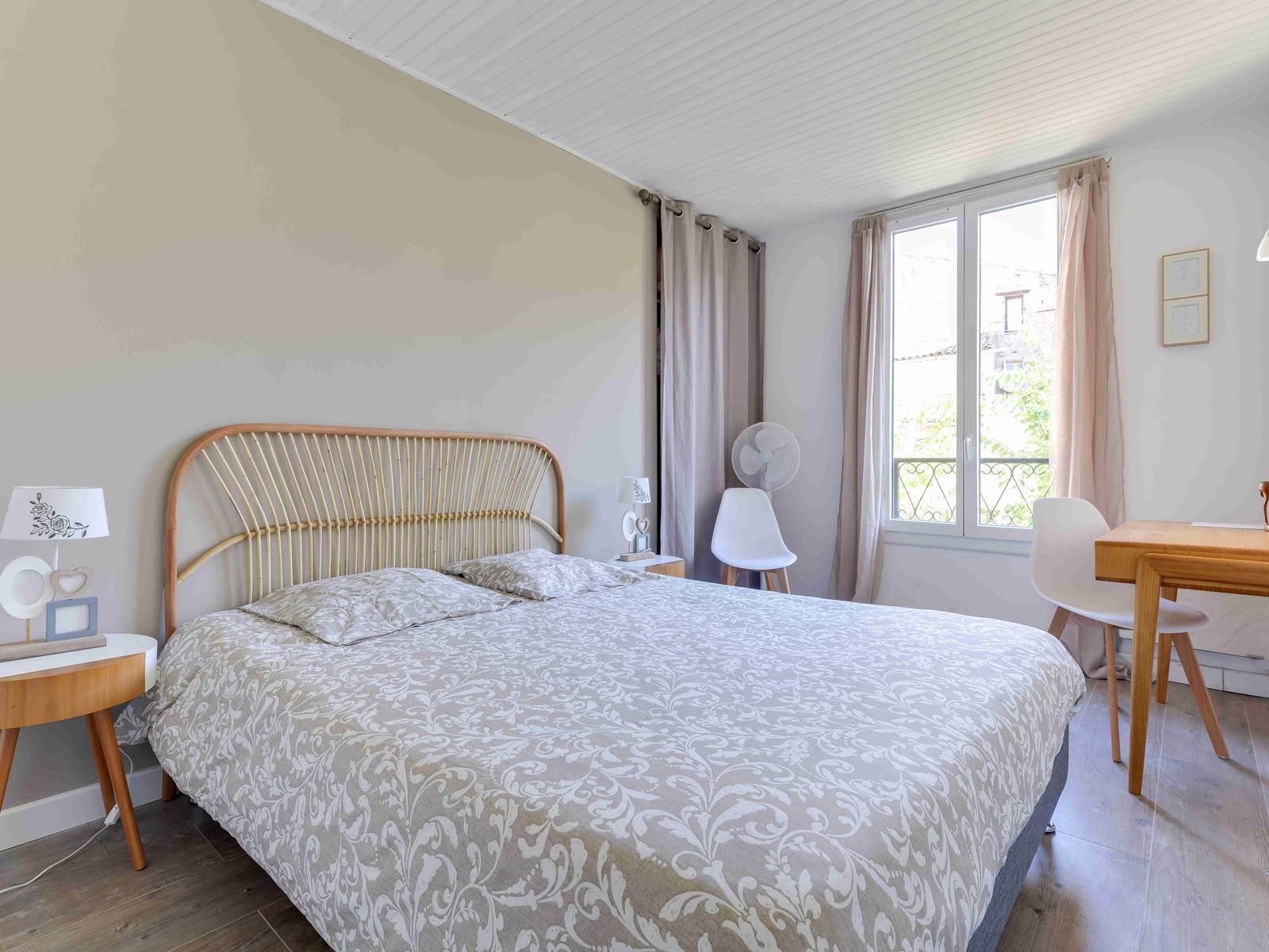 chambre-bureau Maison charme Béziers