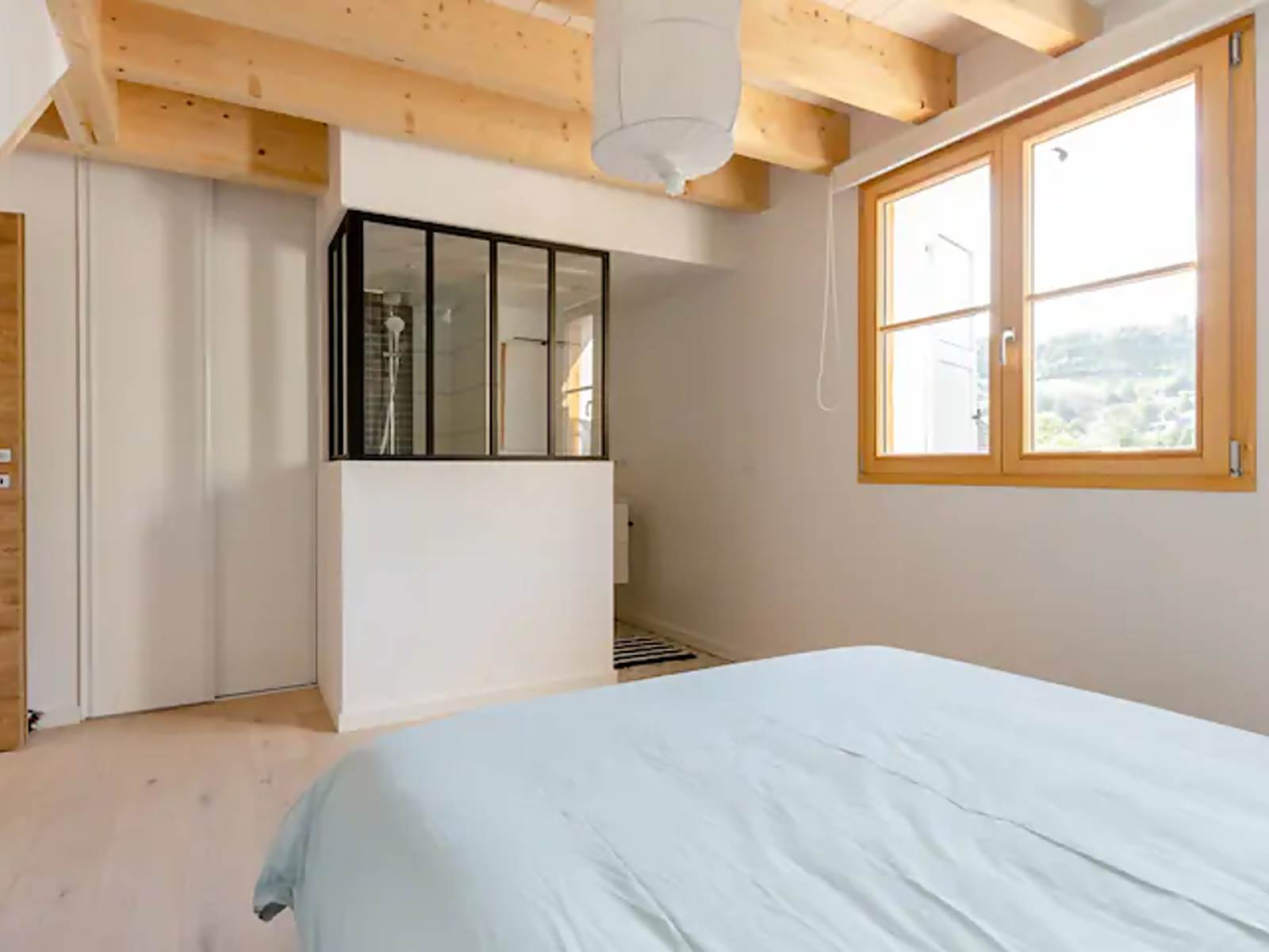 11-Le duplex vue Lac et montagnes-CHAMBRE PARENTALE 2