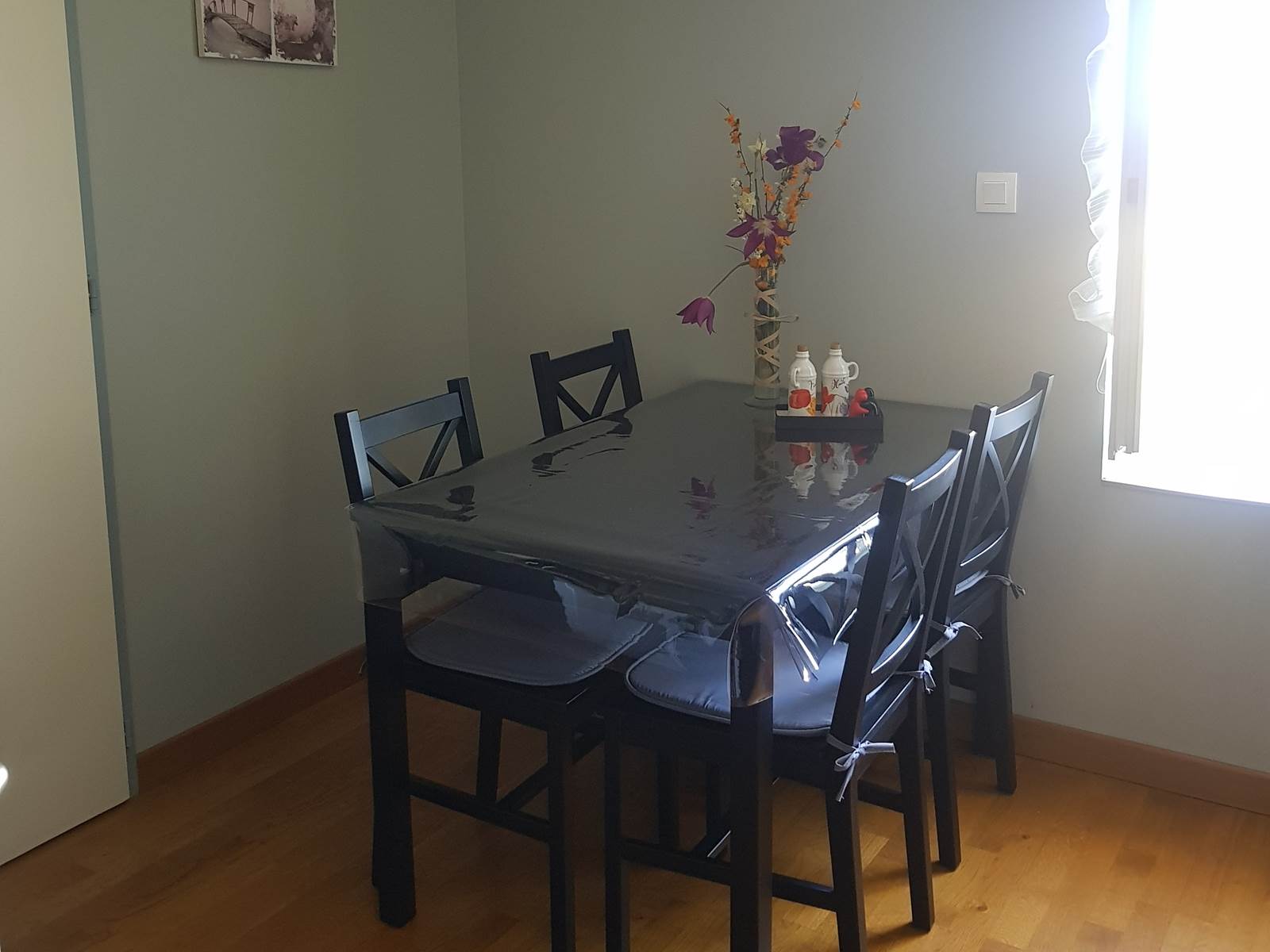 Table dans la cuisine