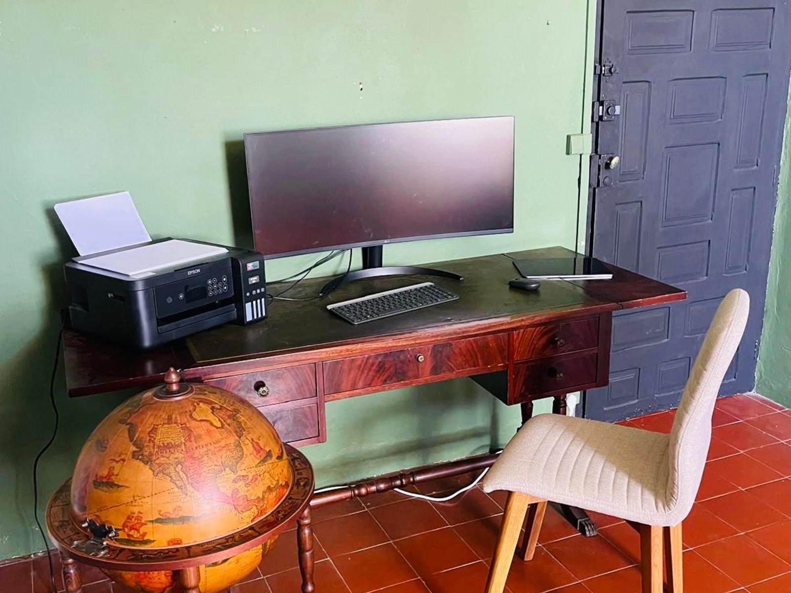 La Bastide du Cèdre-bureau 2