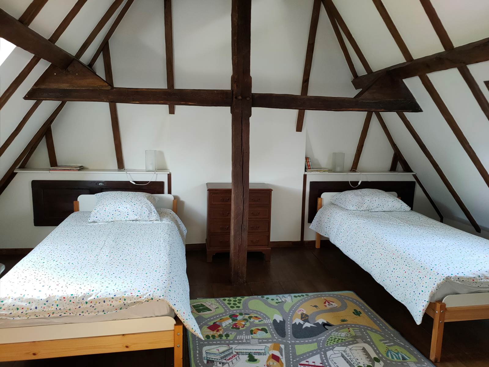 Chambre 2 mansardée