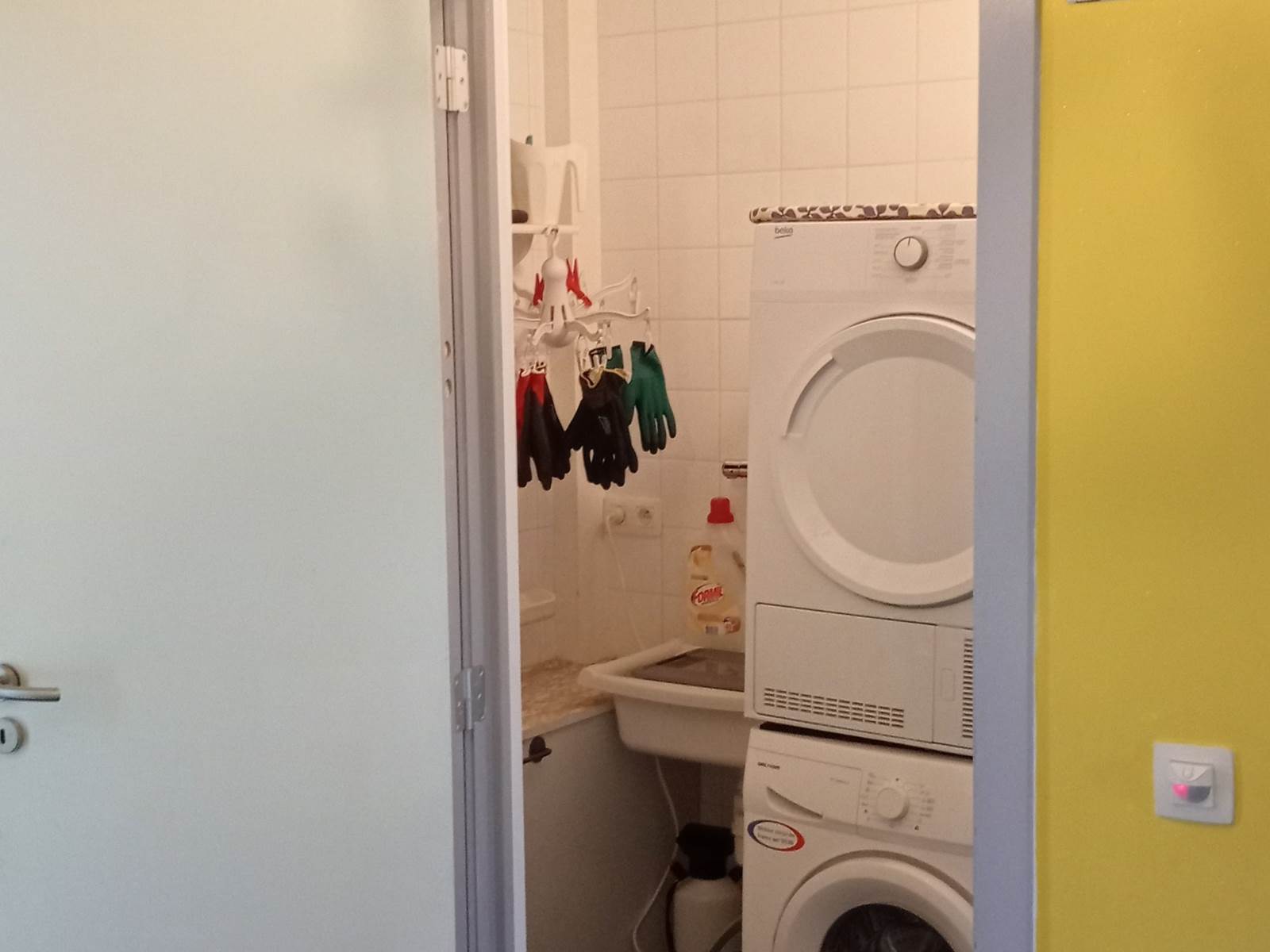 A disposition machine à laver et séchoir