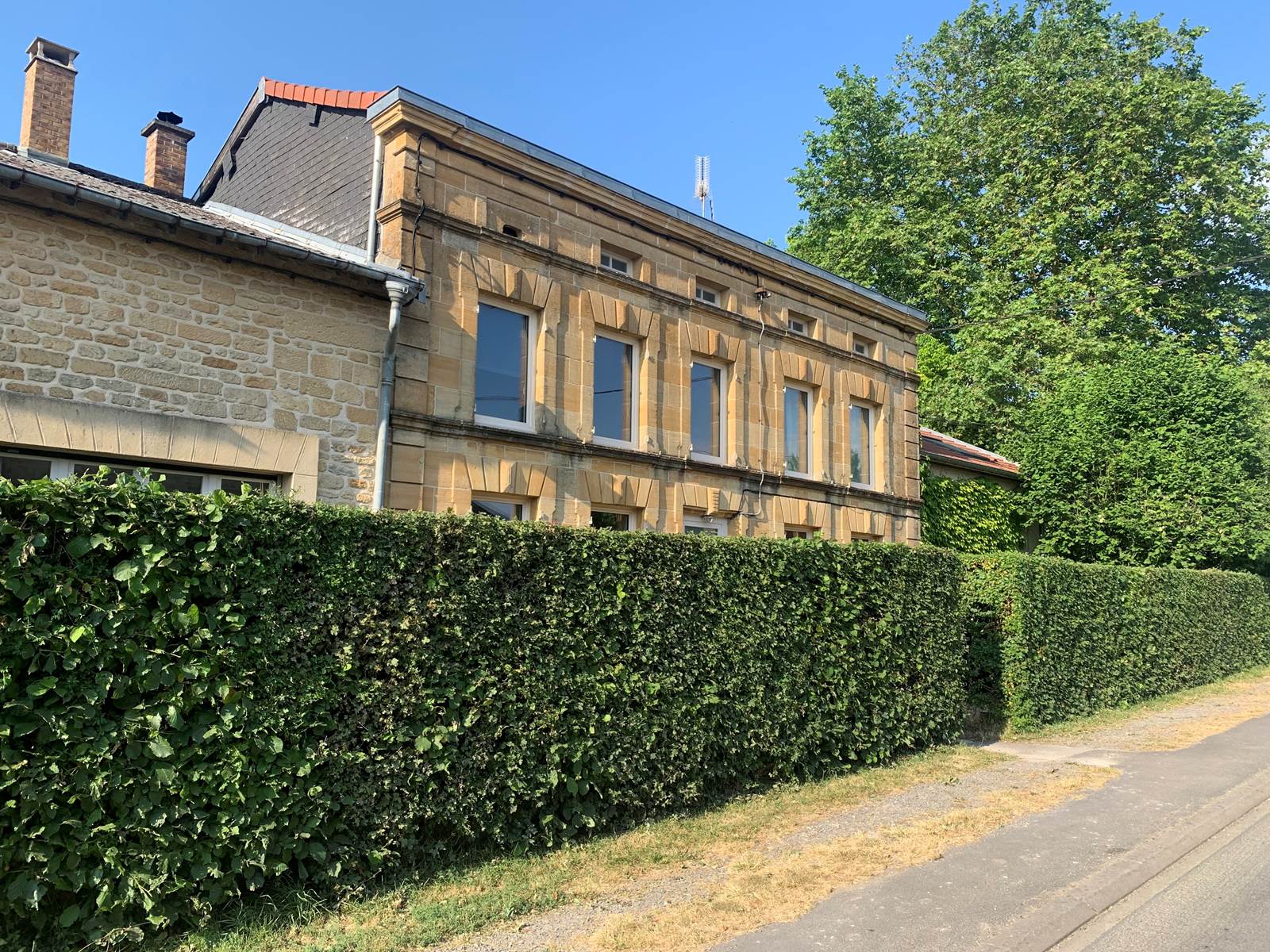 Domaine des GITESAUXBOIS pour 21-25 personnes à la campagne