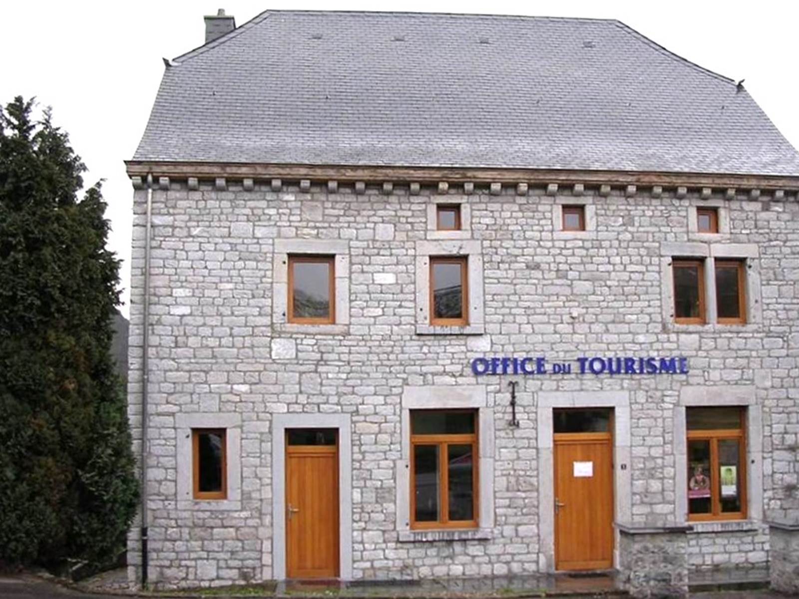 A Hamoir, l'Office du Tourisme vous informera.