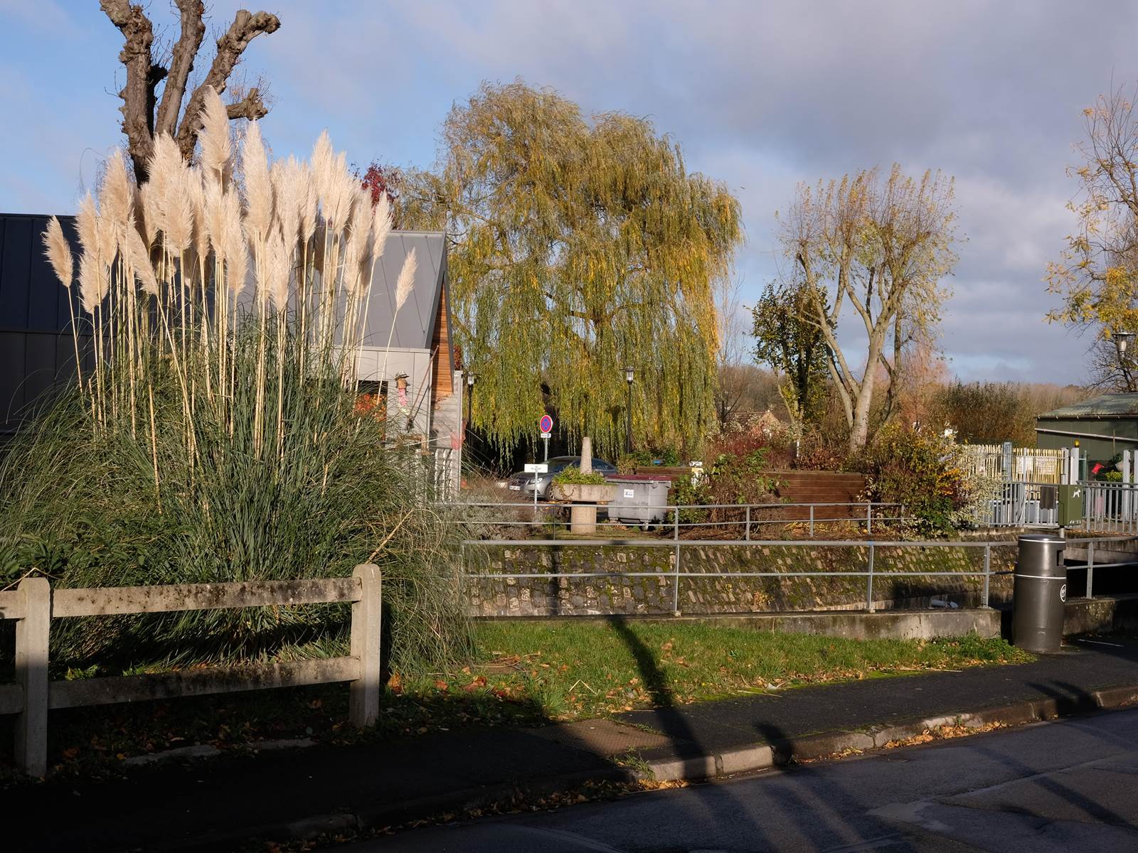 devant le Gîte (Copy)