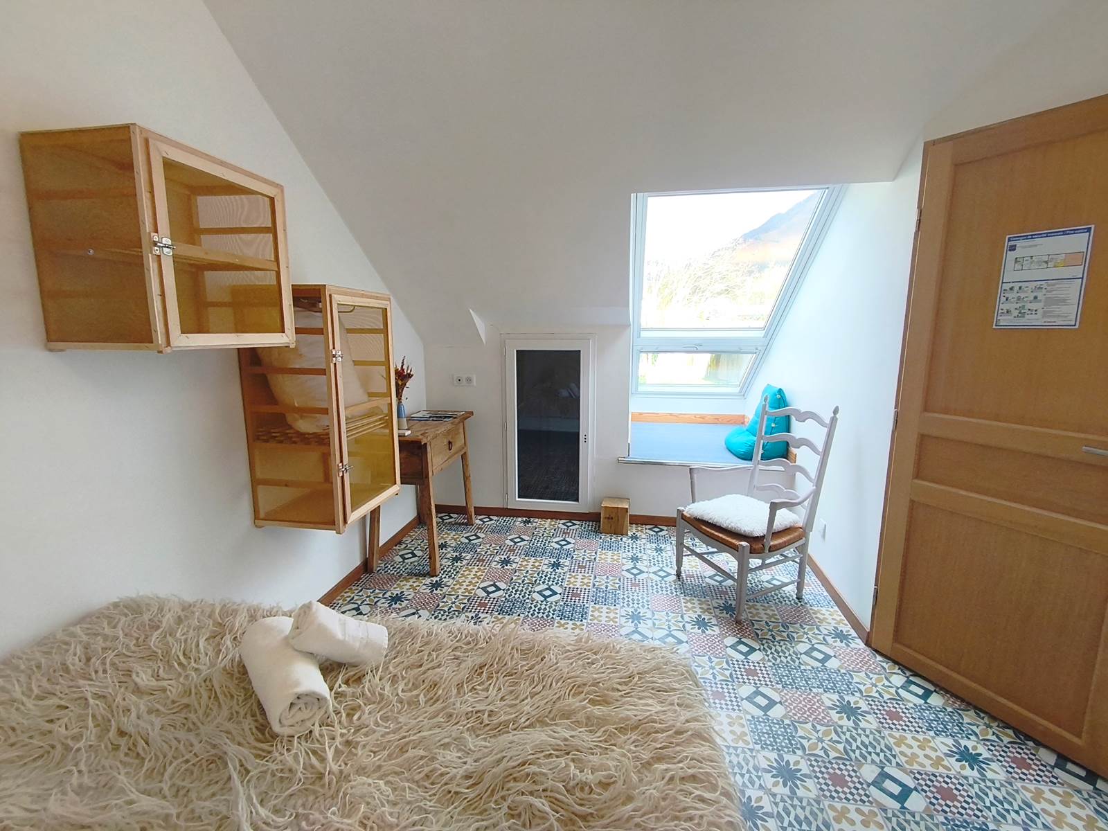 PASTORETA VUE DU LIT