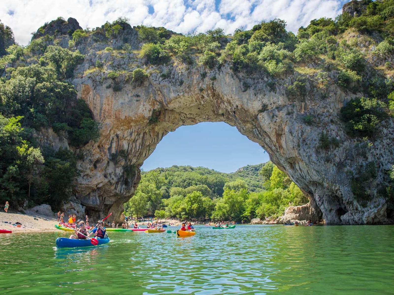 web_Canoe¨_Gorges_Arde`che©Marina Geray (6) (1)-carousel