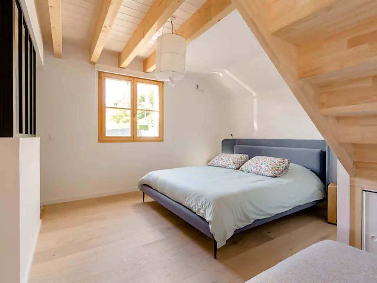 12-Le duplex vue Lac et montagnes-CHAMBRE PARENTALE 4