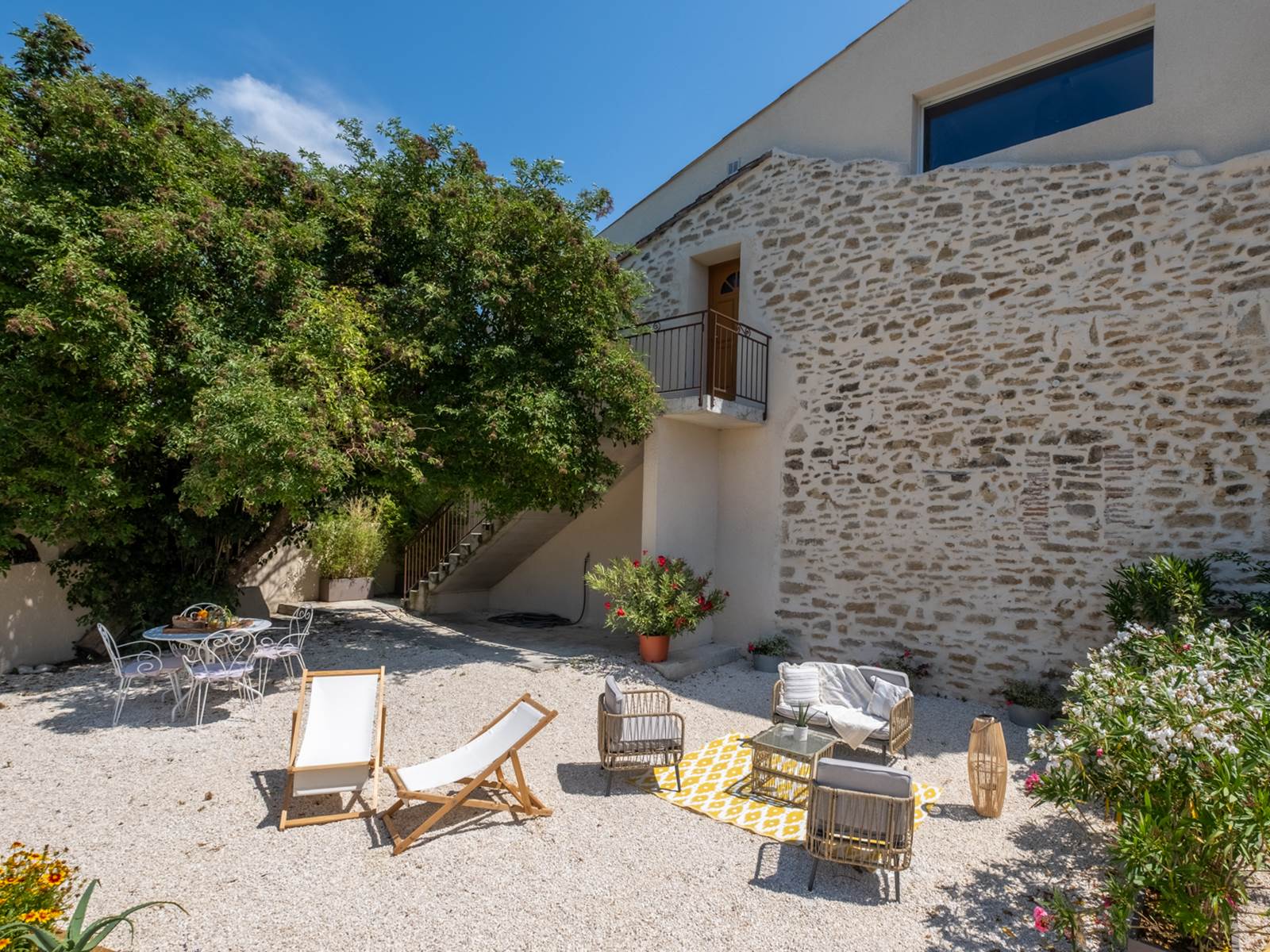 GITE ET CHAMBRE D'HOTES LA BELLE MARCELLE TERRASSE