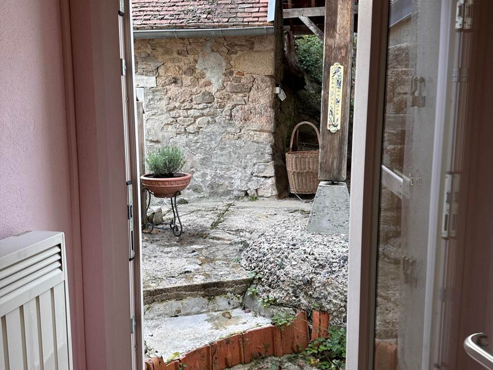 porte fenetre chambre 1