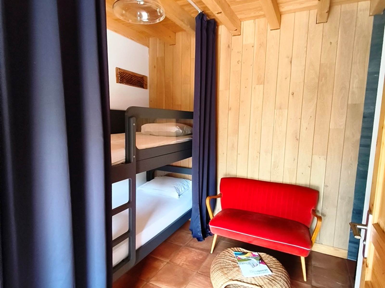 LITS SUPERPOSES FRET 1