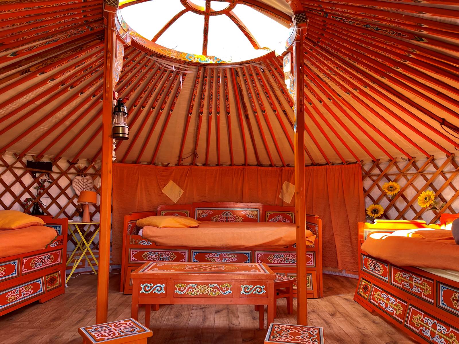 intérieur de yourte