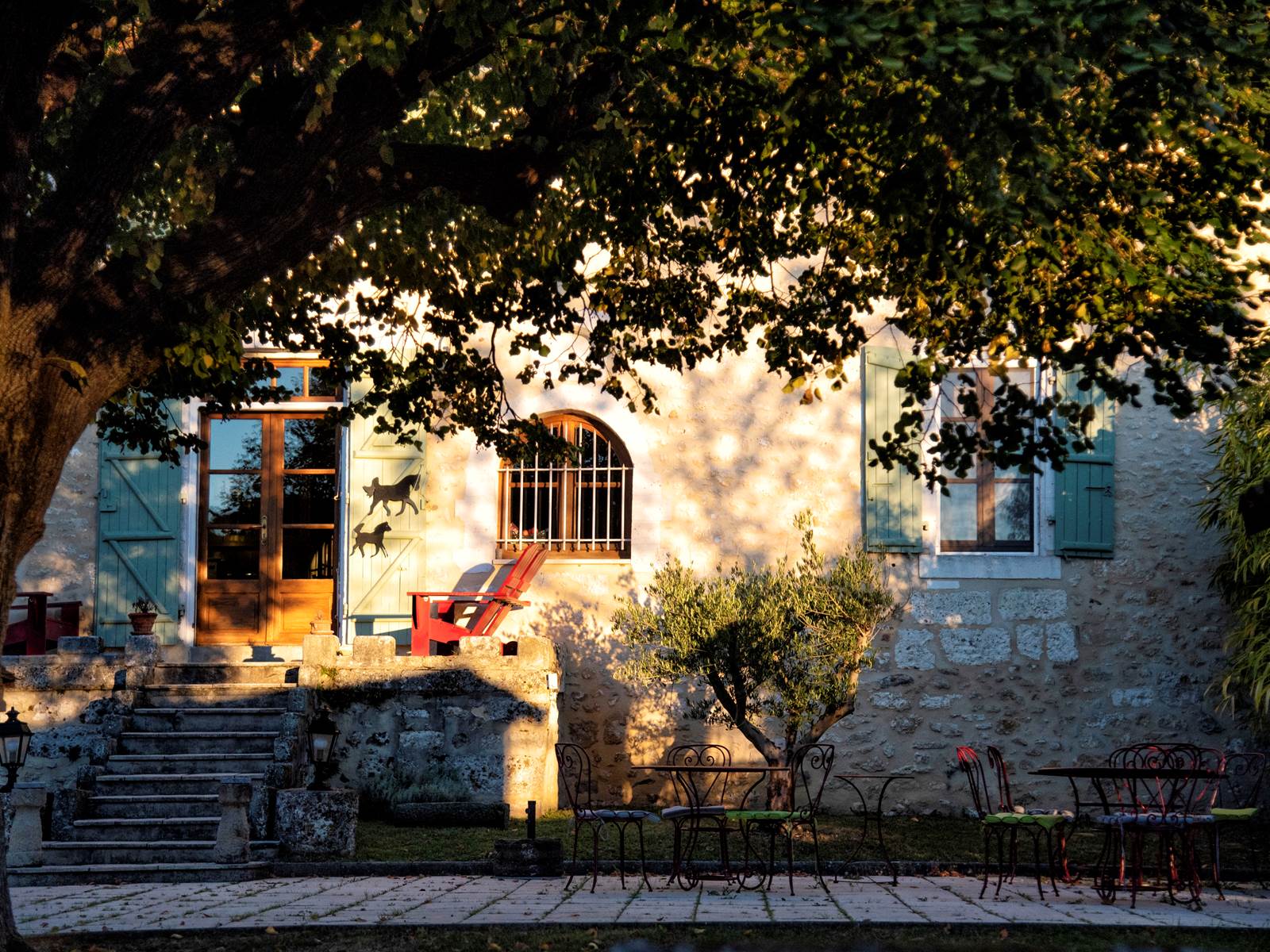 Façade Grande Maison (c) Michel Dartenset
