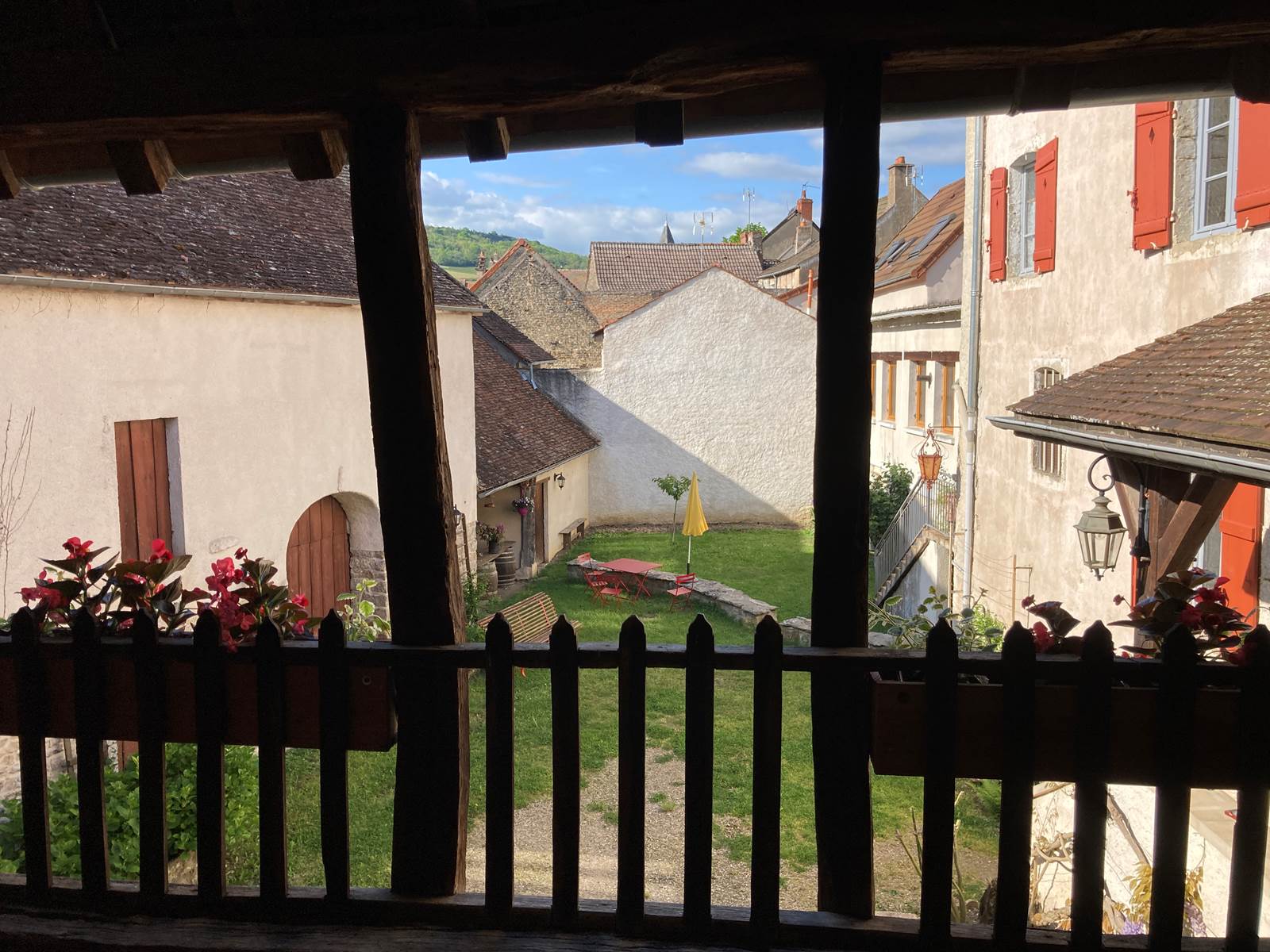 Un cocon hors du temps dans ce village médiéval de Nolay-carousel