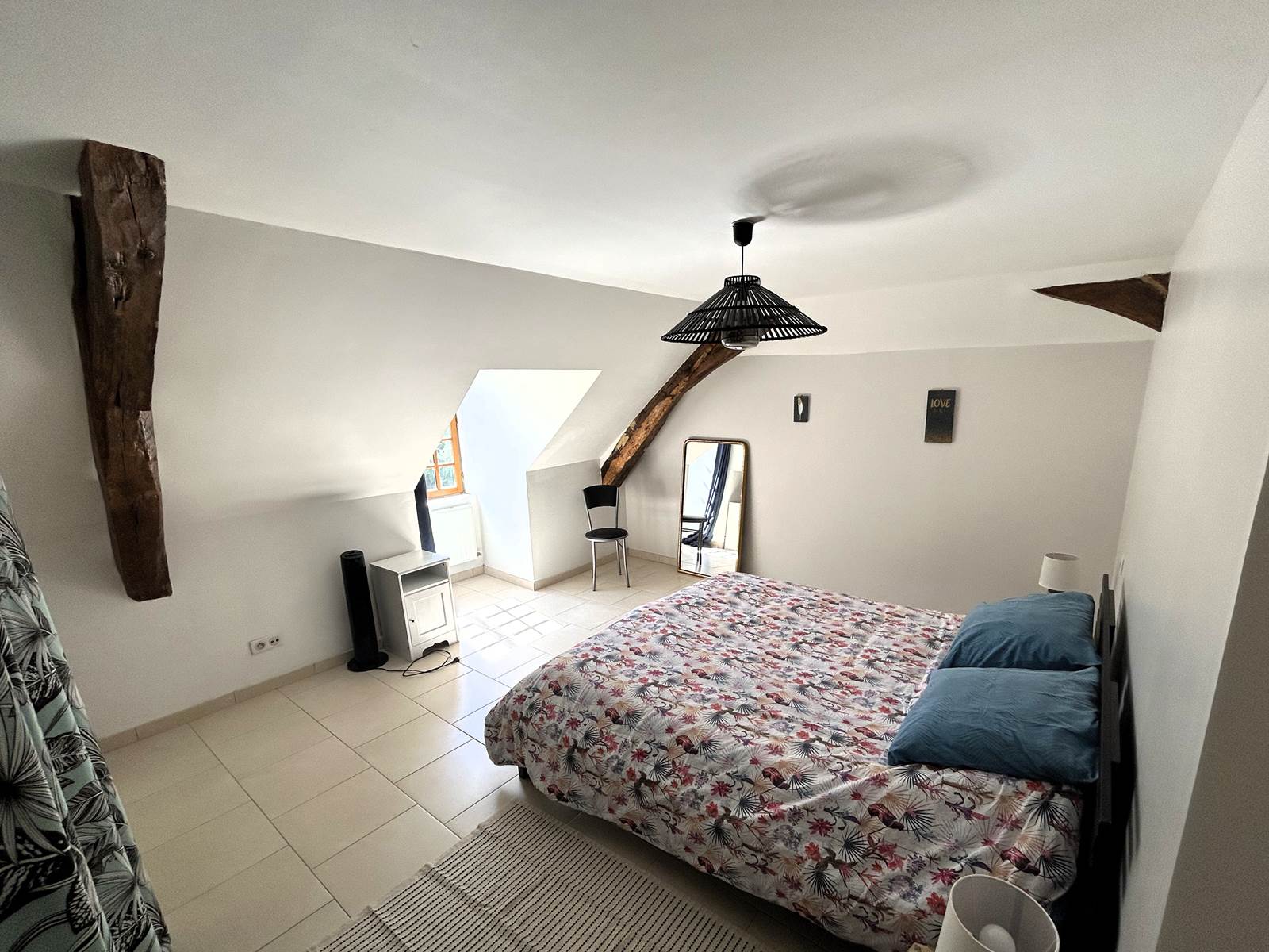 chambre 1 avec lit double