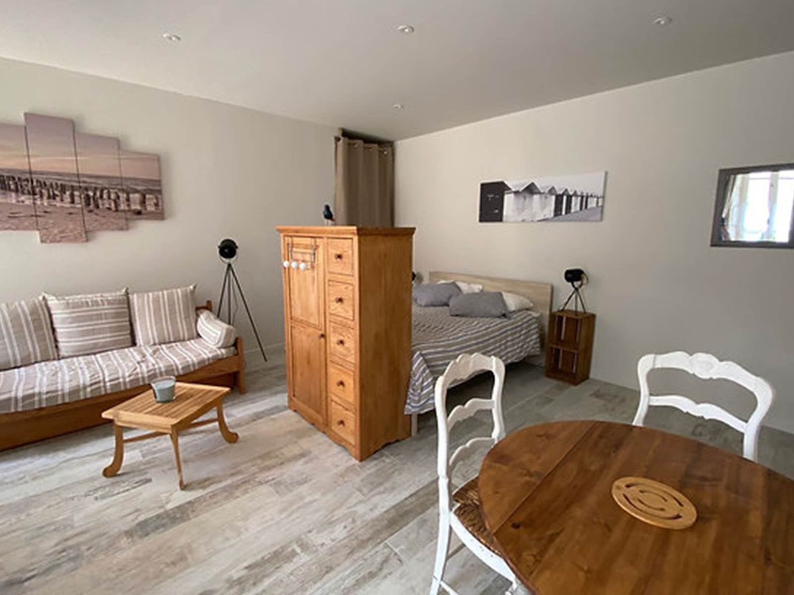 CHAMBRES-D'HÔTES-LE-PUITS-SAINTE-CLAIRE-Lit-Queen-Size