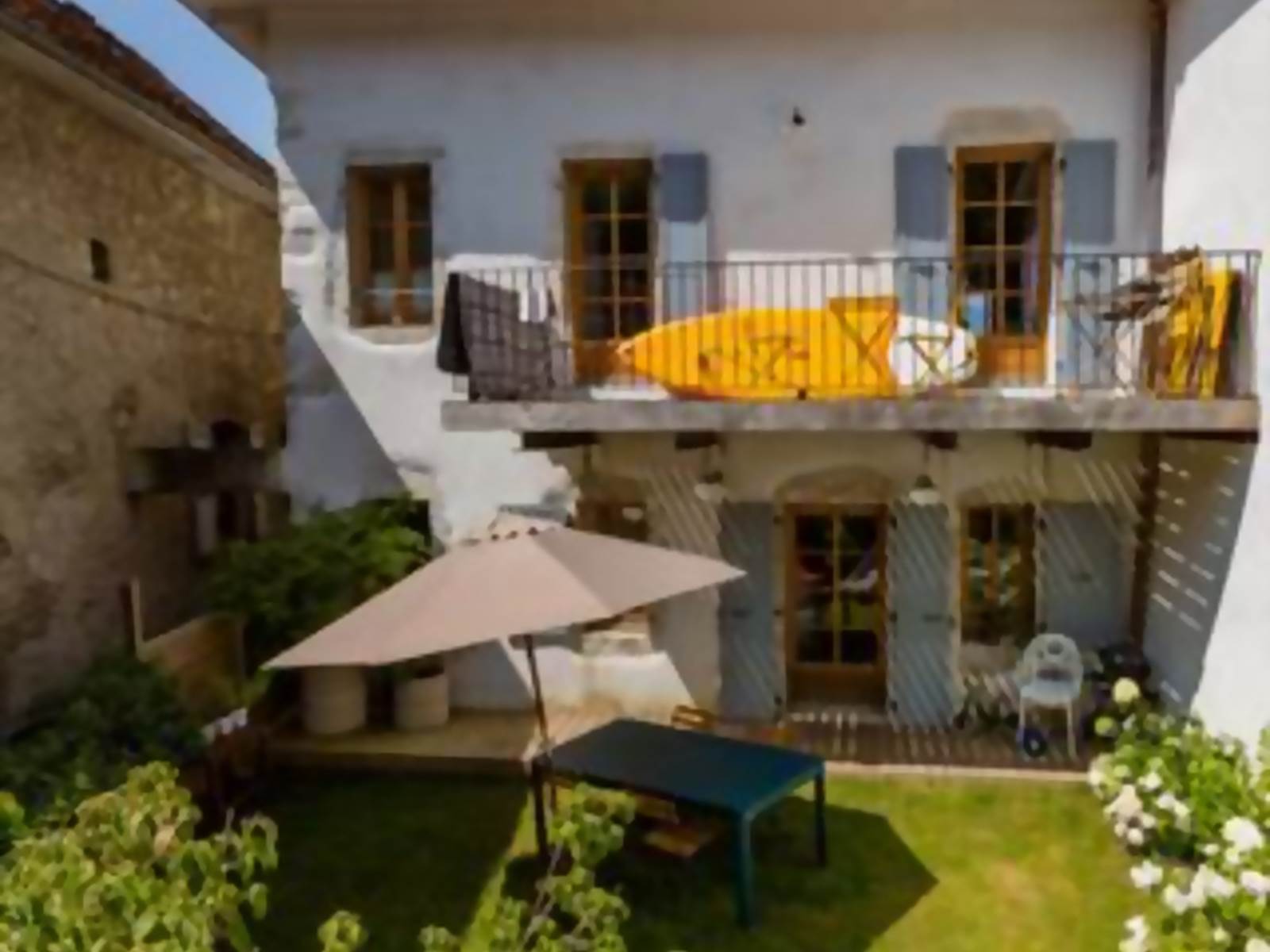 08-Le jardin de talloires-FACADE MAISON