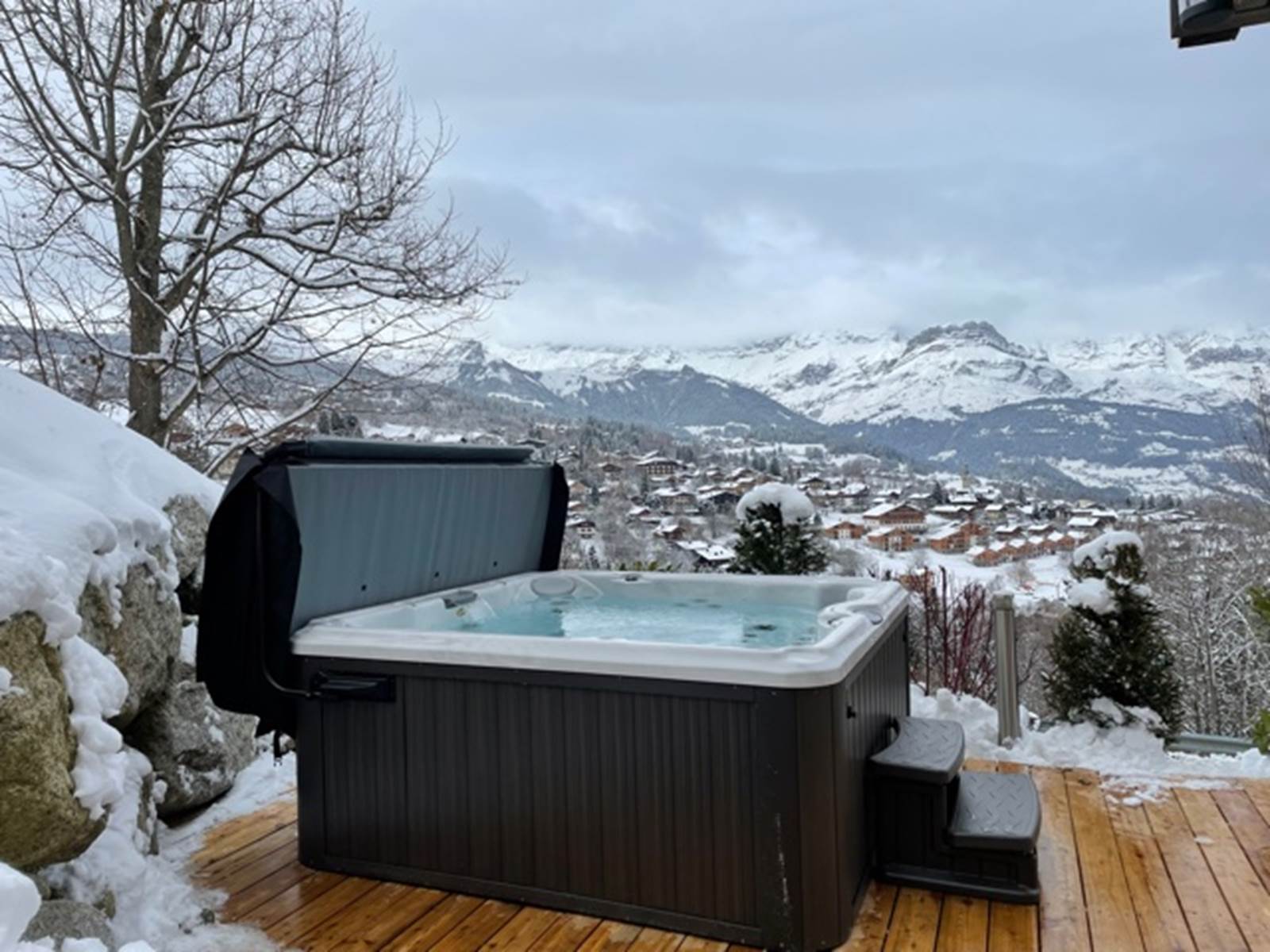 Spa  de marque "Jacuzzi"