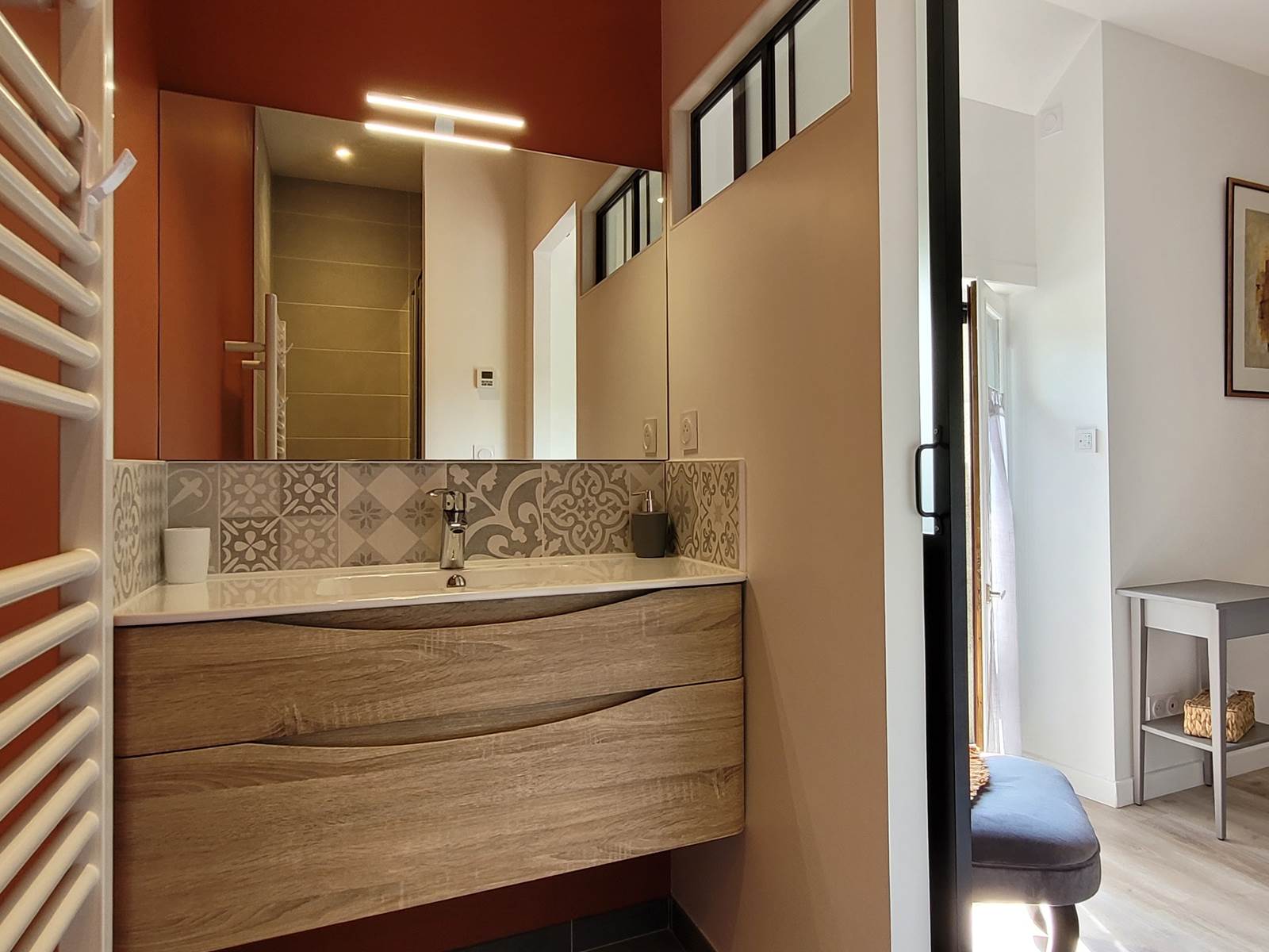 Chambre Brigneau -Salle d'eau-carousel