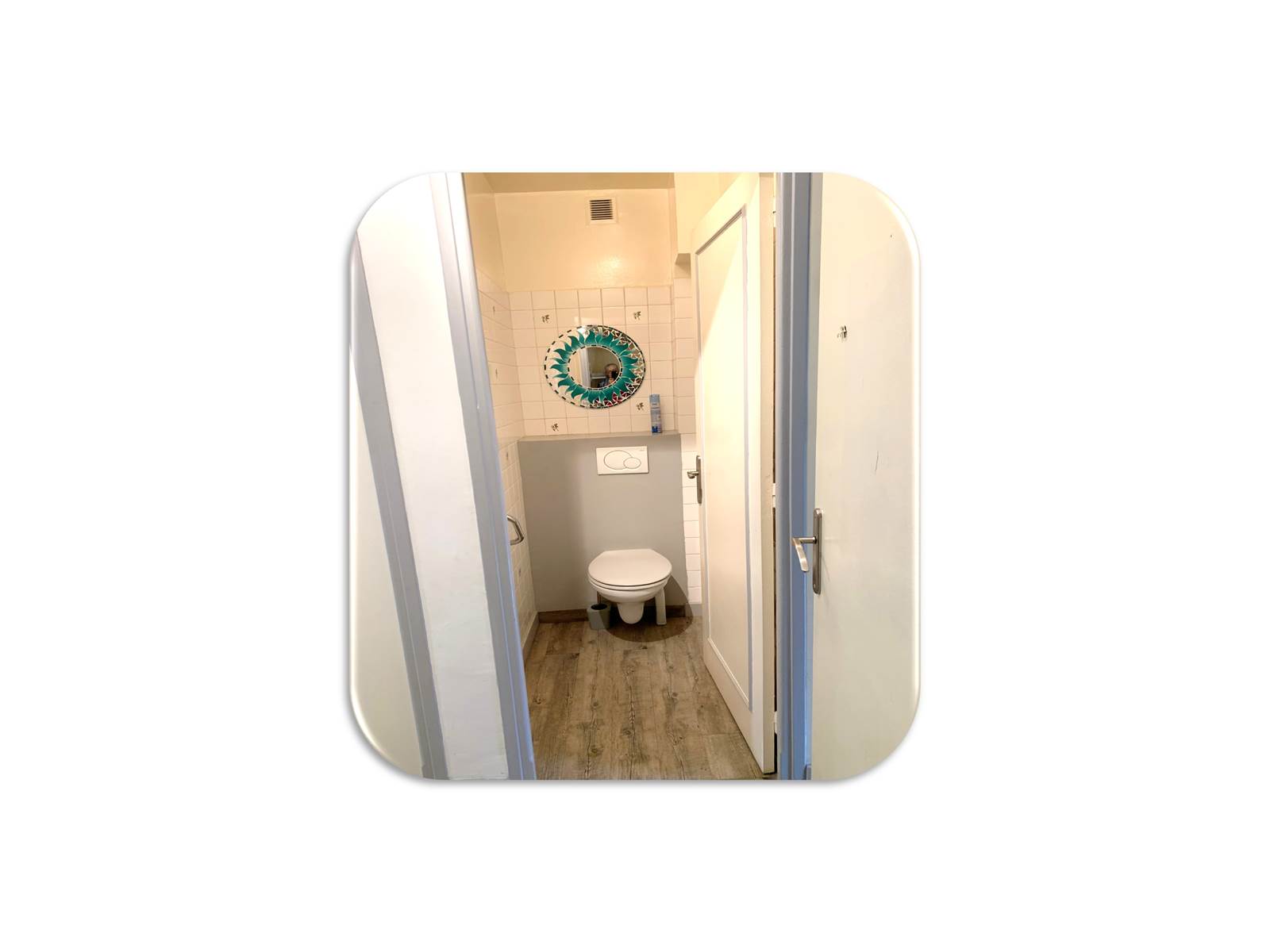WC fond blanc