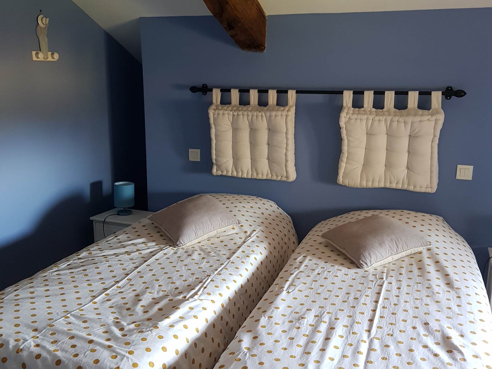 2 ème chambre avec 2 lits individuels ou 1 grand lit