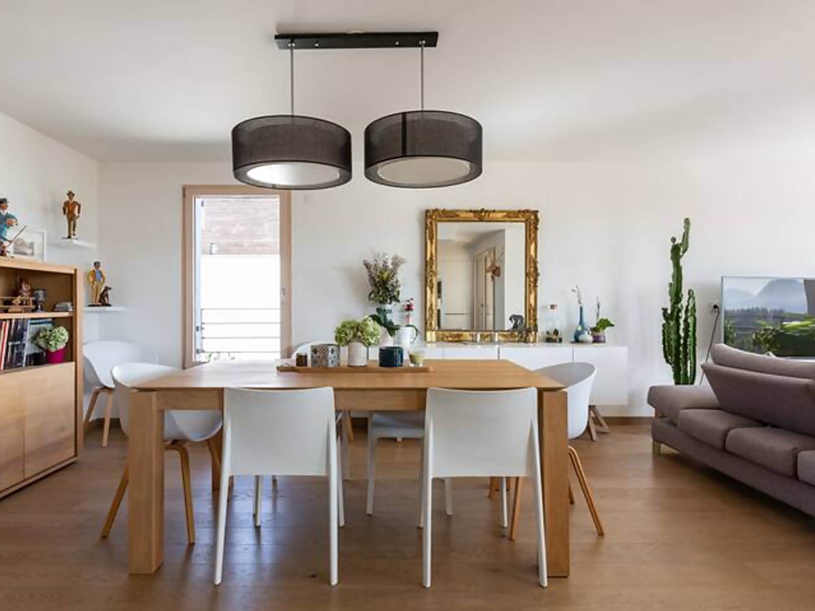 11-La villa horizon-table salon