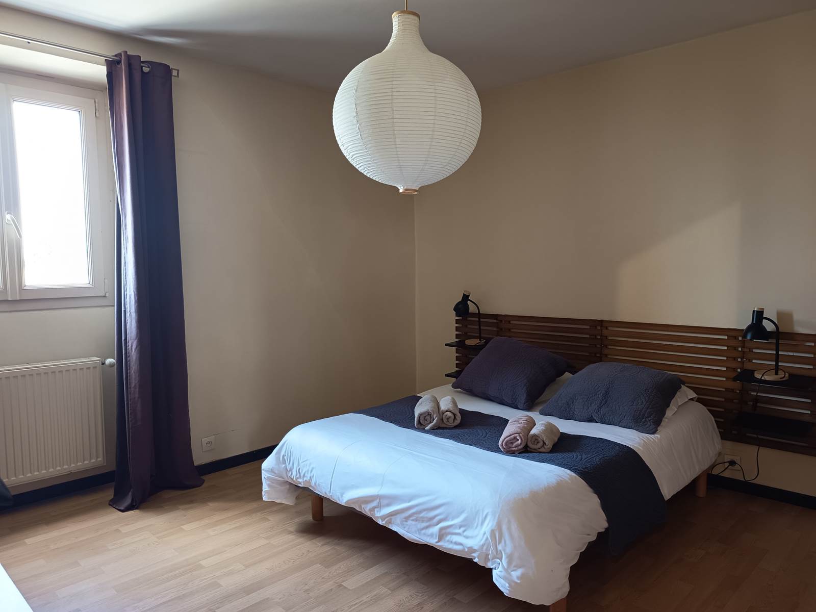 chambre 1 lit double vue 2