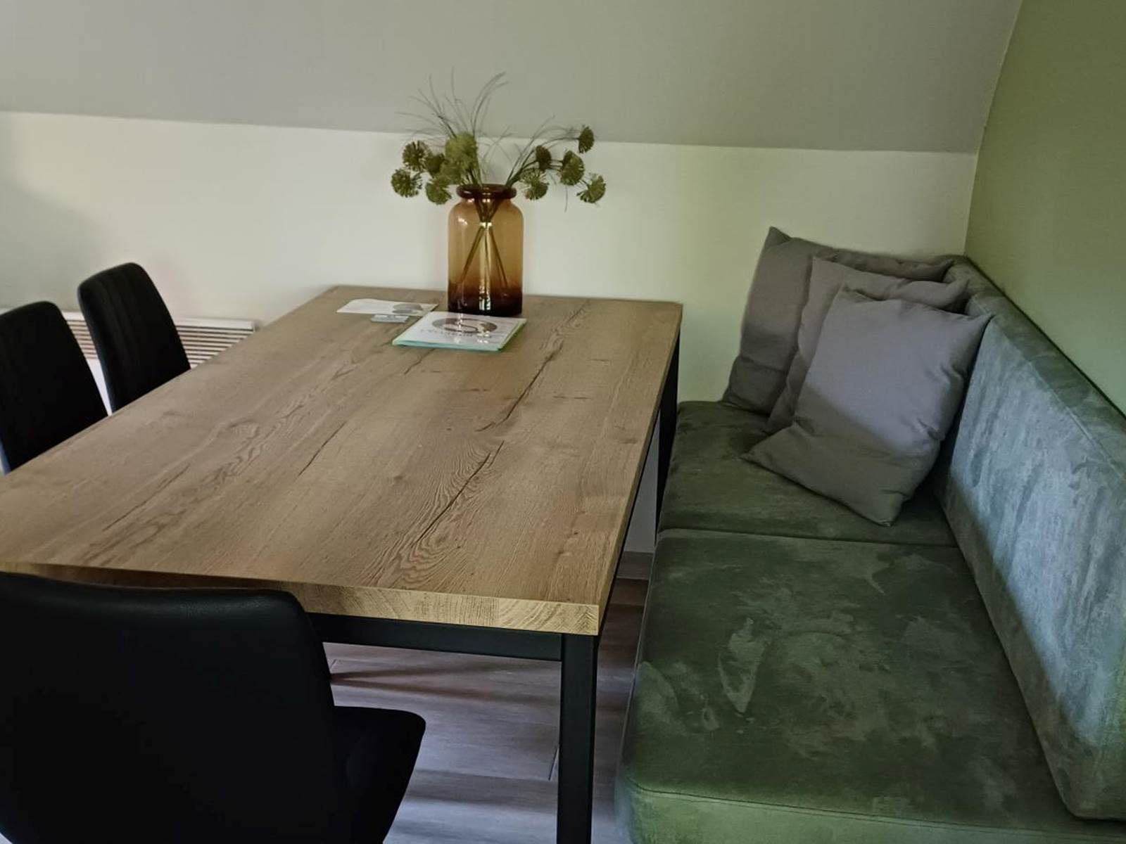 20240625_190826-carousel