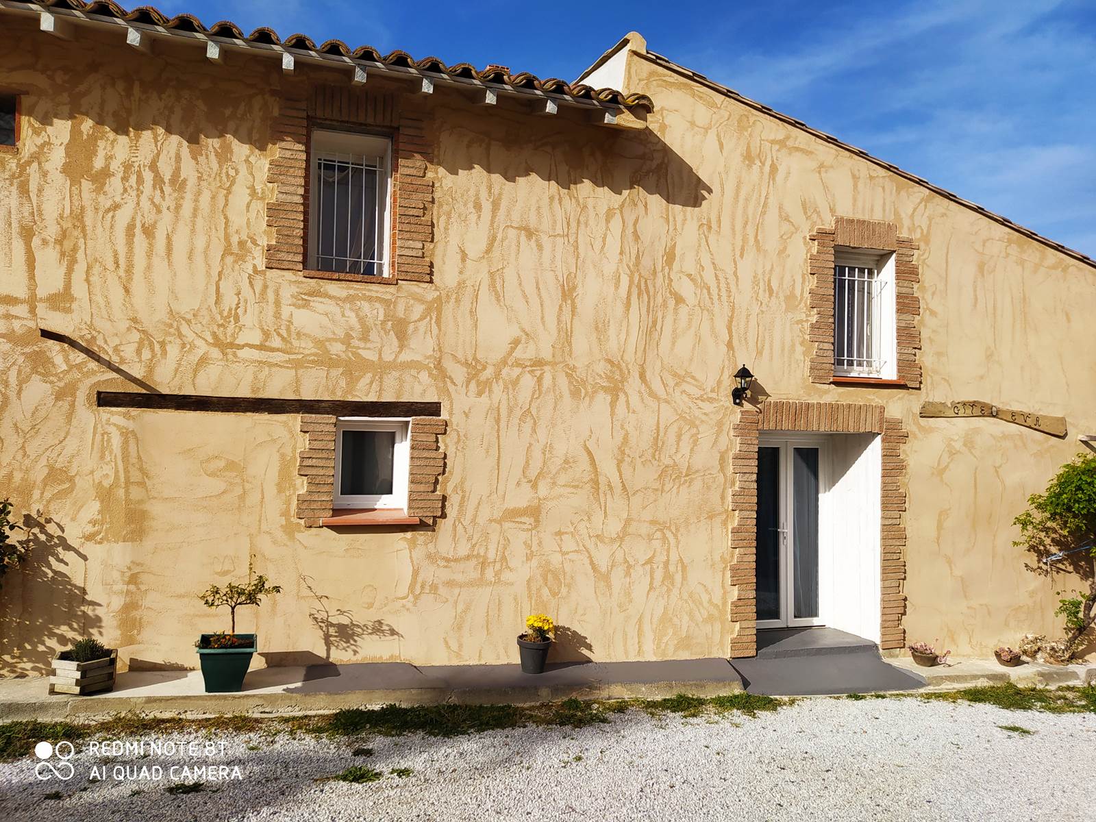 facade gite eva