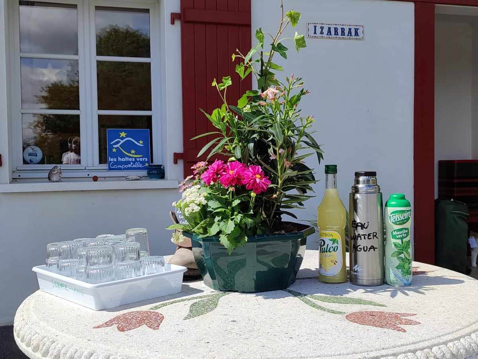 Boissons de bienvenue compostelle ostabat-carousel