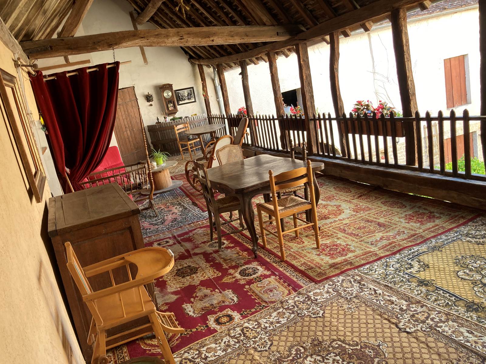 chercher l'avion - maison d'hôtes du 18ème à Nolay près de Beaune-carousel