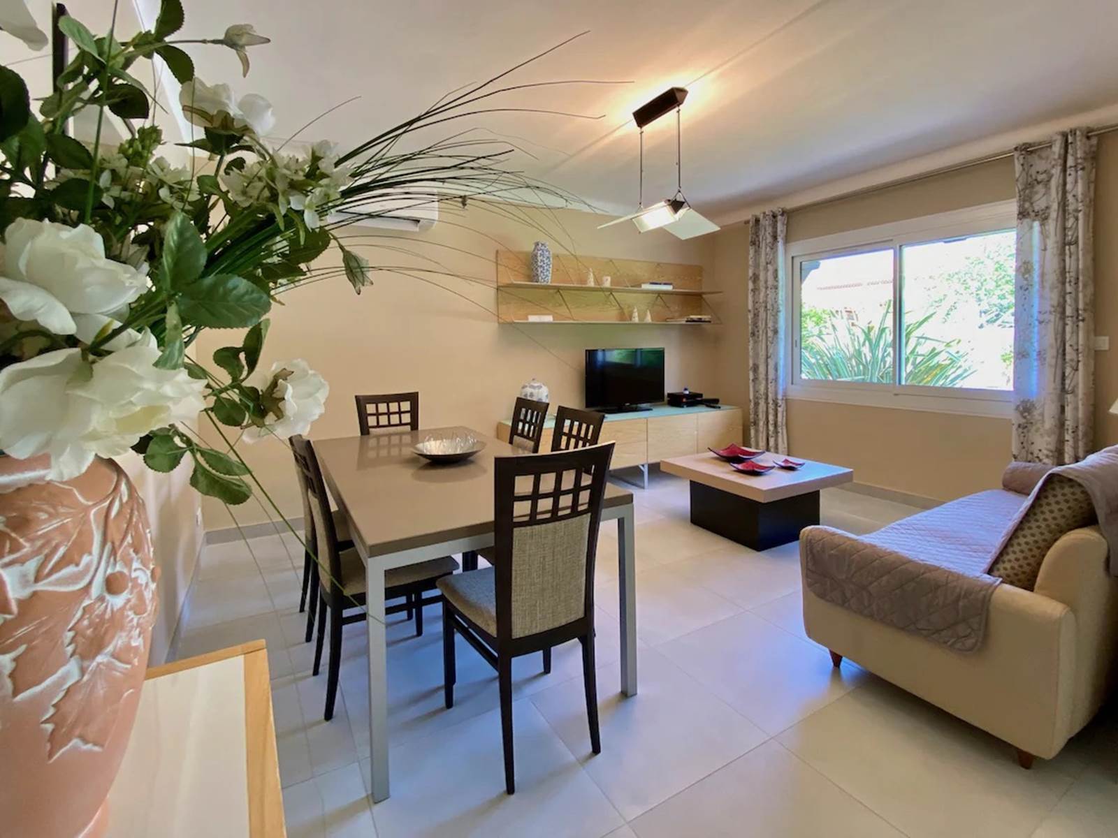 Serenity home_villa_cuisine moderne_salon