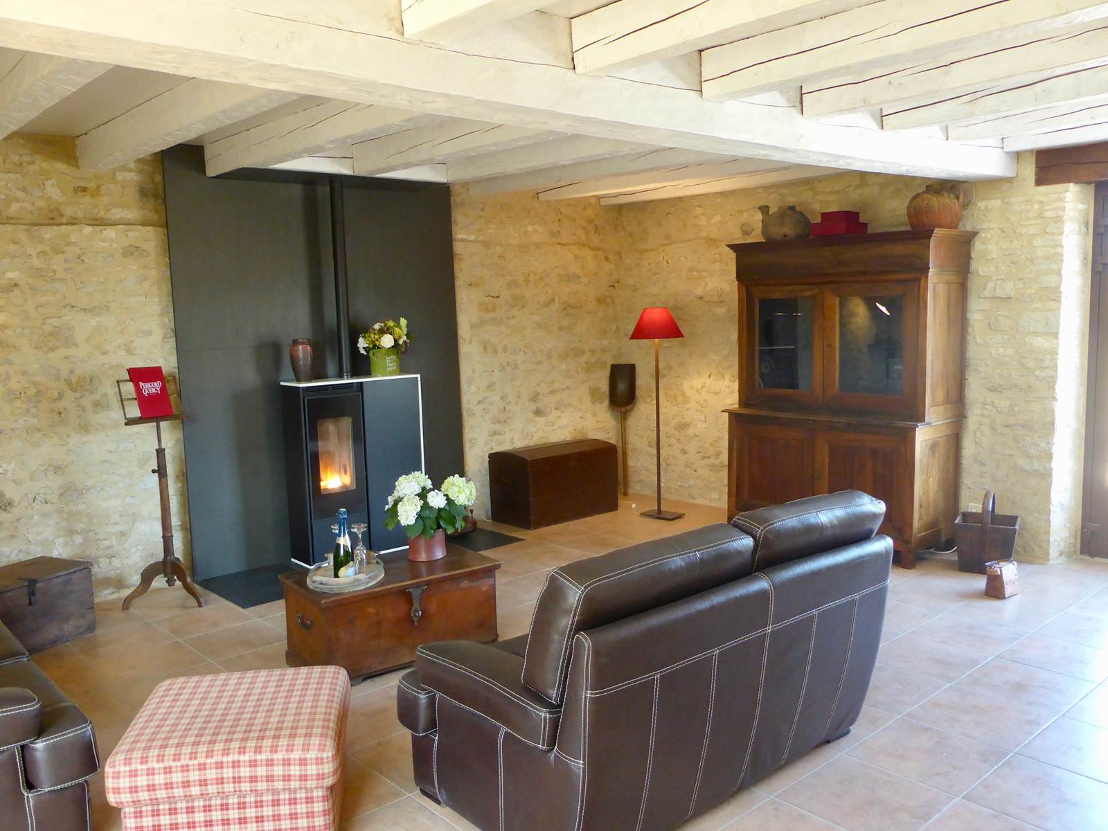 Le Causse en Périgord-pièce à vivre XXL-carousel