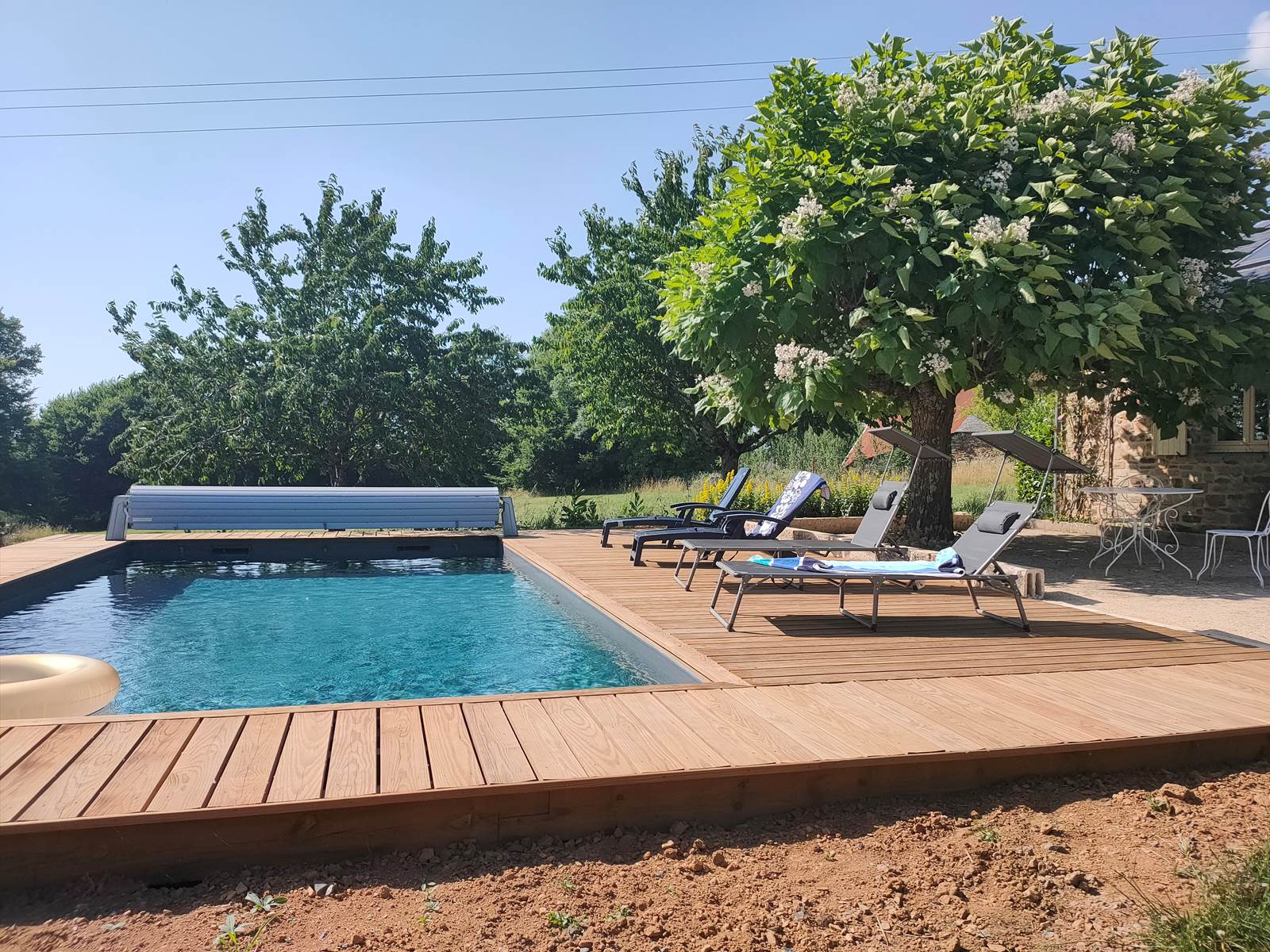 La piscine privée et chauffée