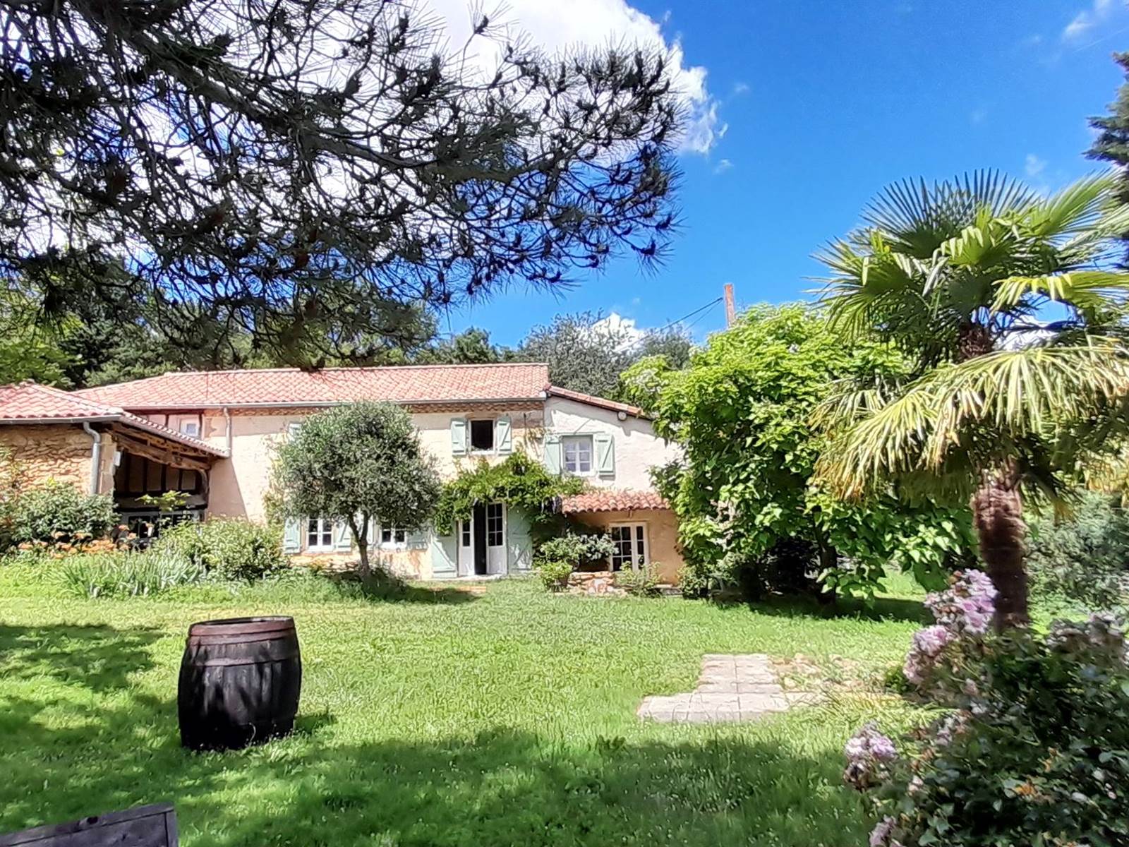 Domaine_de_Calabel©_Pouylebon_vacances_piscine_gers-carousel