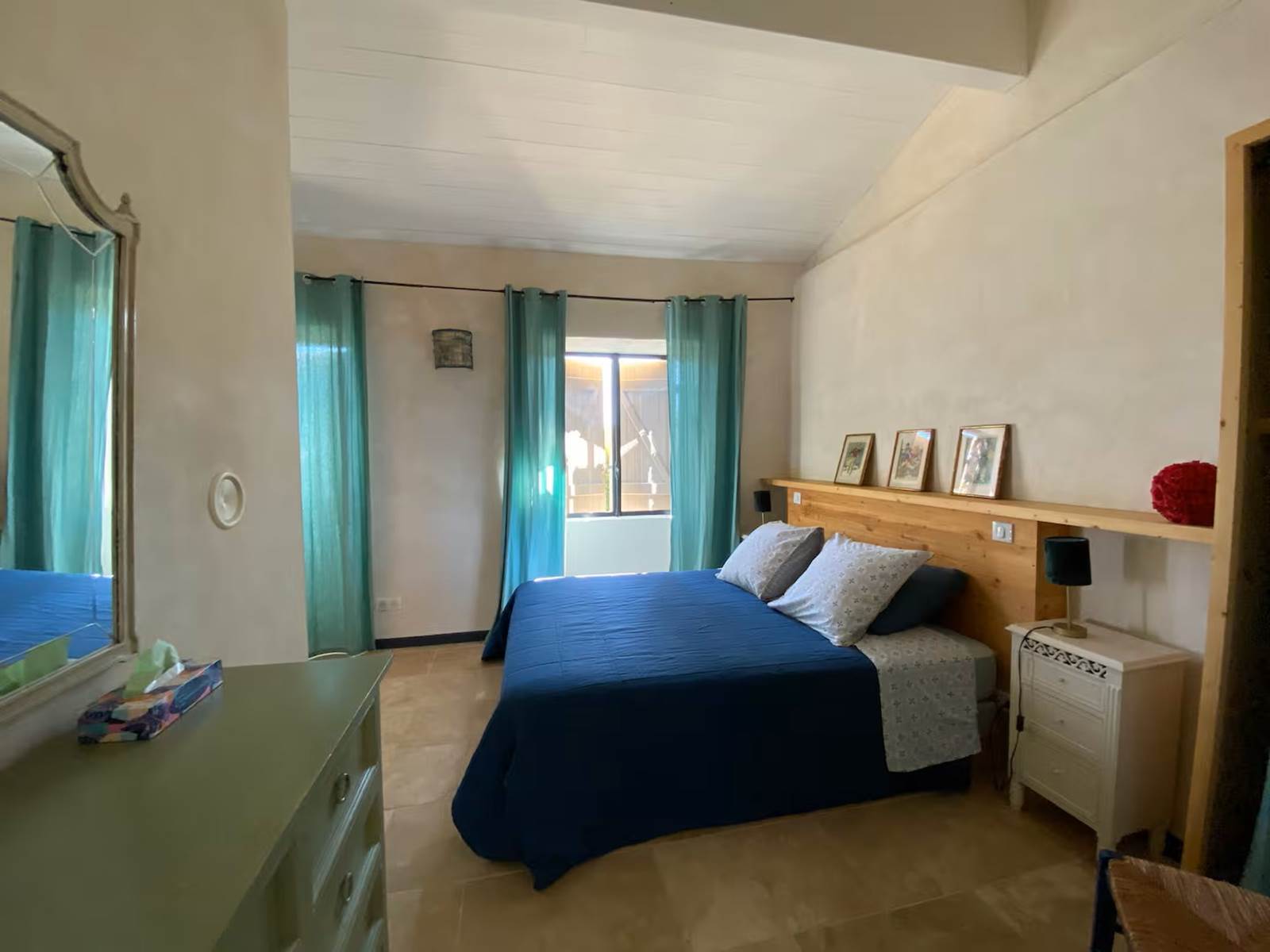 Chambre 5 parentale lit queen size