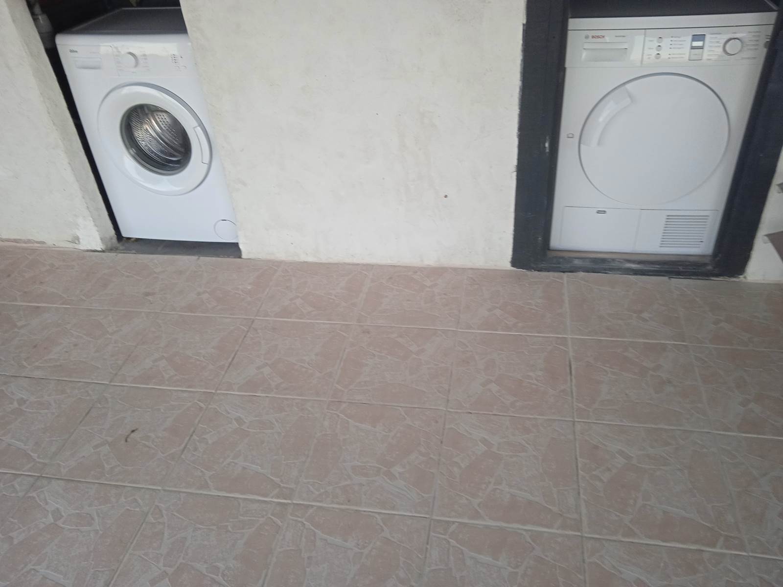 sèche linge et lave linge mis à disposition