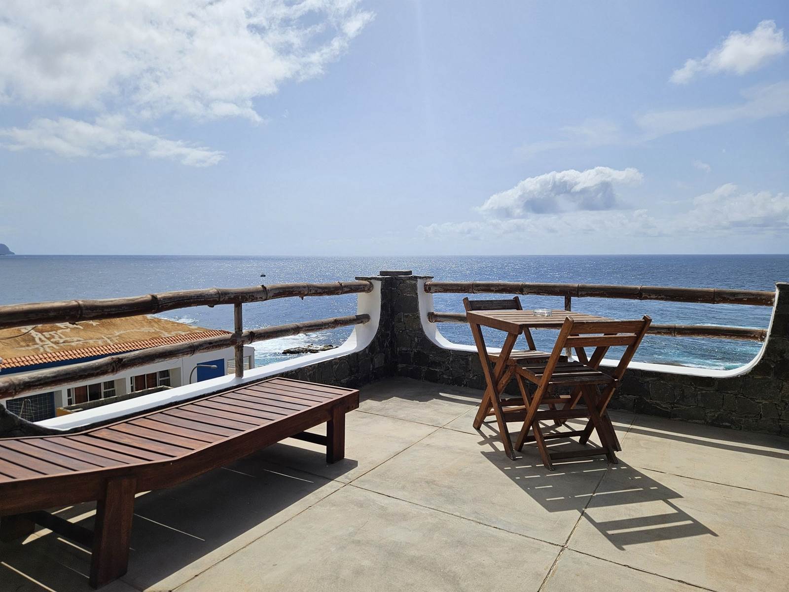 kasa-tambla-hebergement-hotel-ponta-do-sol-santo-antao-vue-mer