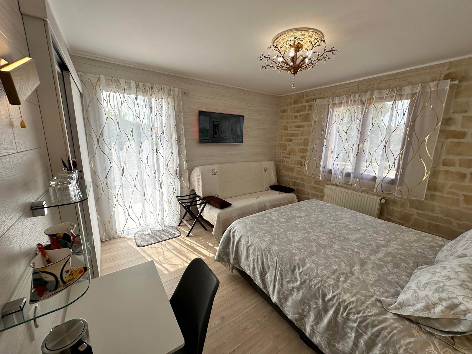 Lit Queen size et canapé convertible 190x140 2 places